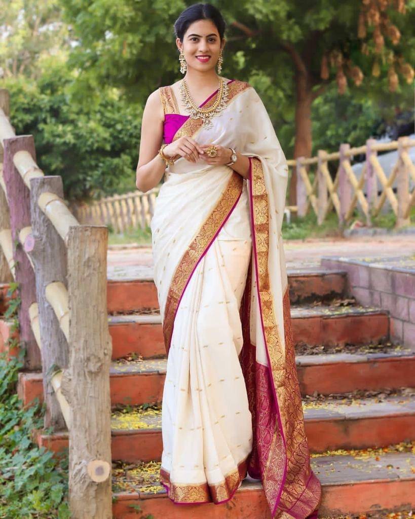 Pheasant Jacquard Applique Saree With Unstitched Blouse Piece ( White ) Pheasant Jacquard Applique Saree With Unstitched Blouse Piece ( White )