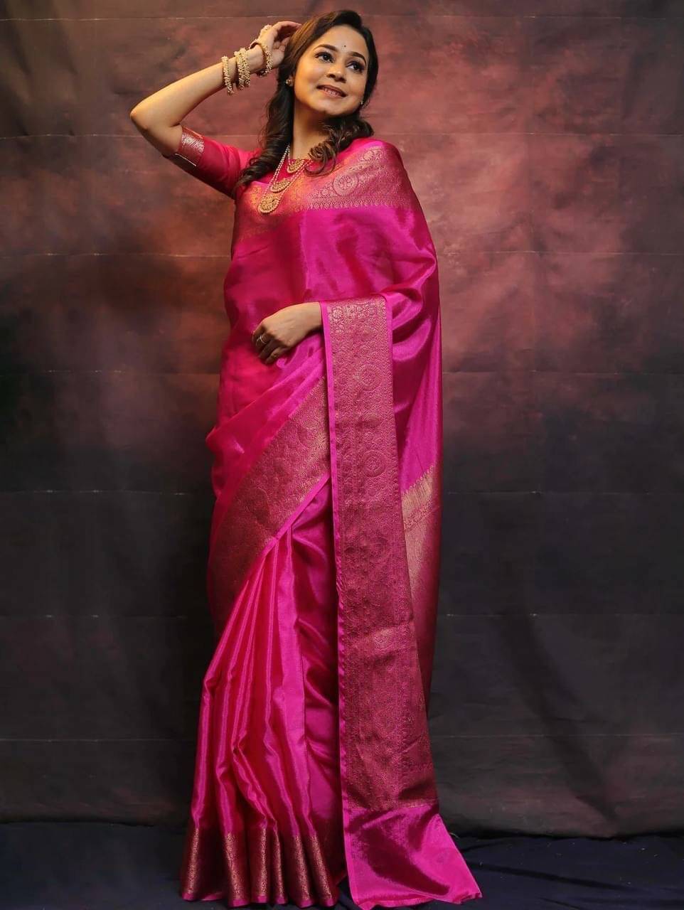 Pheasant Jacquard Woven Saree With Unstitched Blouse Piece ( Pink ) Pheasant Jacquard Woven Saree With Unstitched Blouse Piece ( Pink )