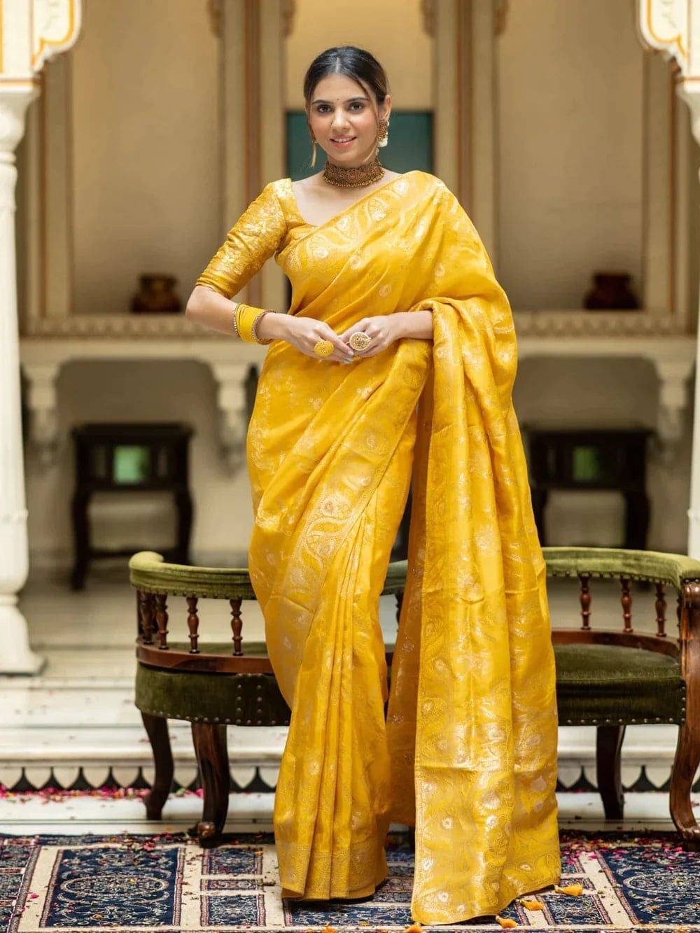 Pheasant Jacquard Printed Saree With Unstitched Blouse Piece ( Yellow )     			Pheasant Jacquard Printed Saree With Unstitched Blouse Piece ( Yellow )