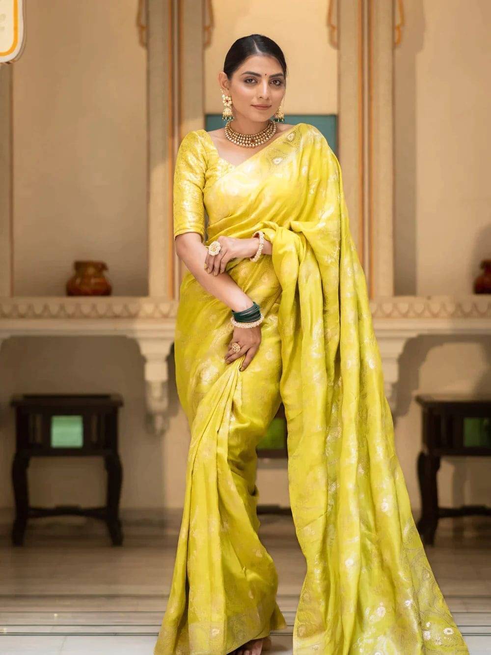 Pheasant Jacquard Printed Saree With Unstitched Blouse Piece ( Gold ) Pheasant Jacquard Printed Saree With Unstitched Blouse Piece ( Gold )