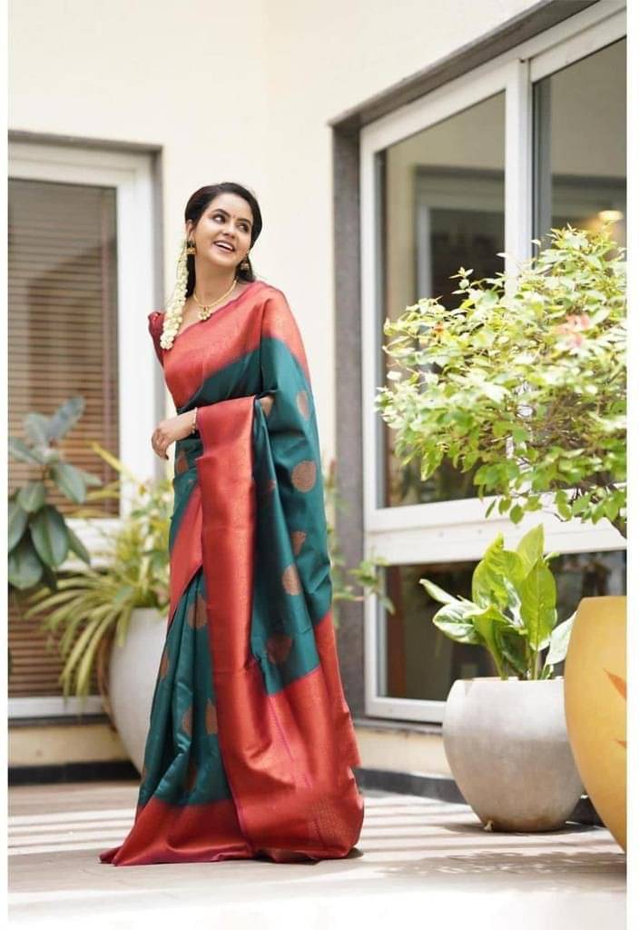     			Pheasant Jacquard Applique Saree With Unstitched Blouse Piece ( Light Green )