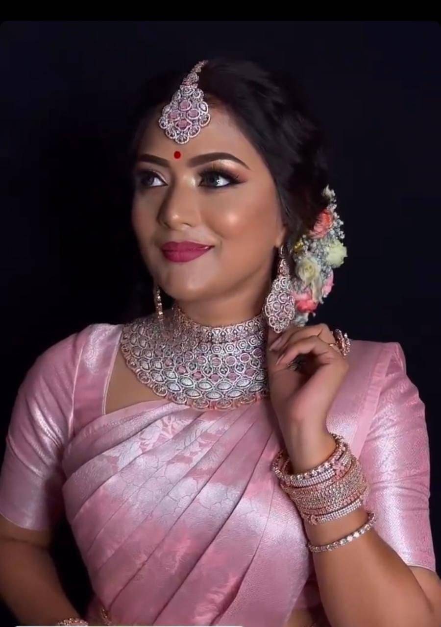 Pheasant Jacquard Self Design Saree With Unstitched Blouse Piece ( Pink ) Pheasant Jacquard Self Design Saree With Unstitched Blouse Piece ( Pink )