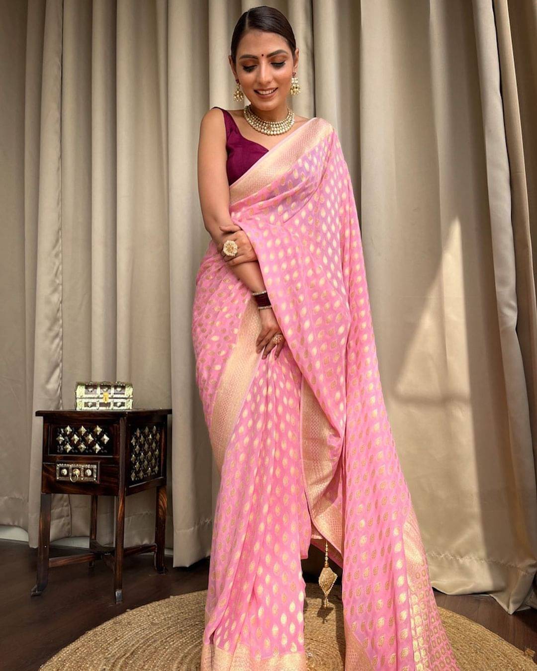 Pheasant Jacquard Woven Saree With Unstitched Blouse Piece ( Pink ) Pheasant Jacquard Woven Saree With Unstitched Blouse Piece ( Pink )