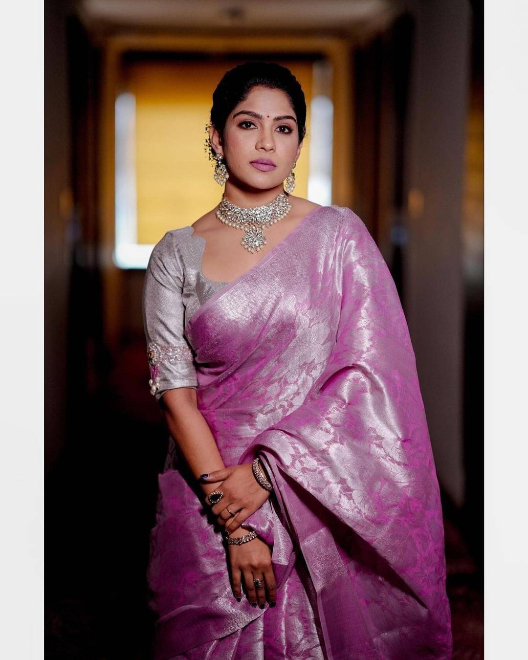 Pheasant Jacquard Applique Saree With Unstitched Blouse Piece ( Pink ) Pheasant Jacquard Applique Saree With Unstitched Blouse Piece ( Pink )