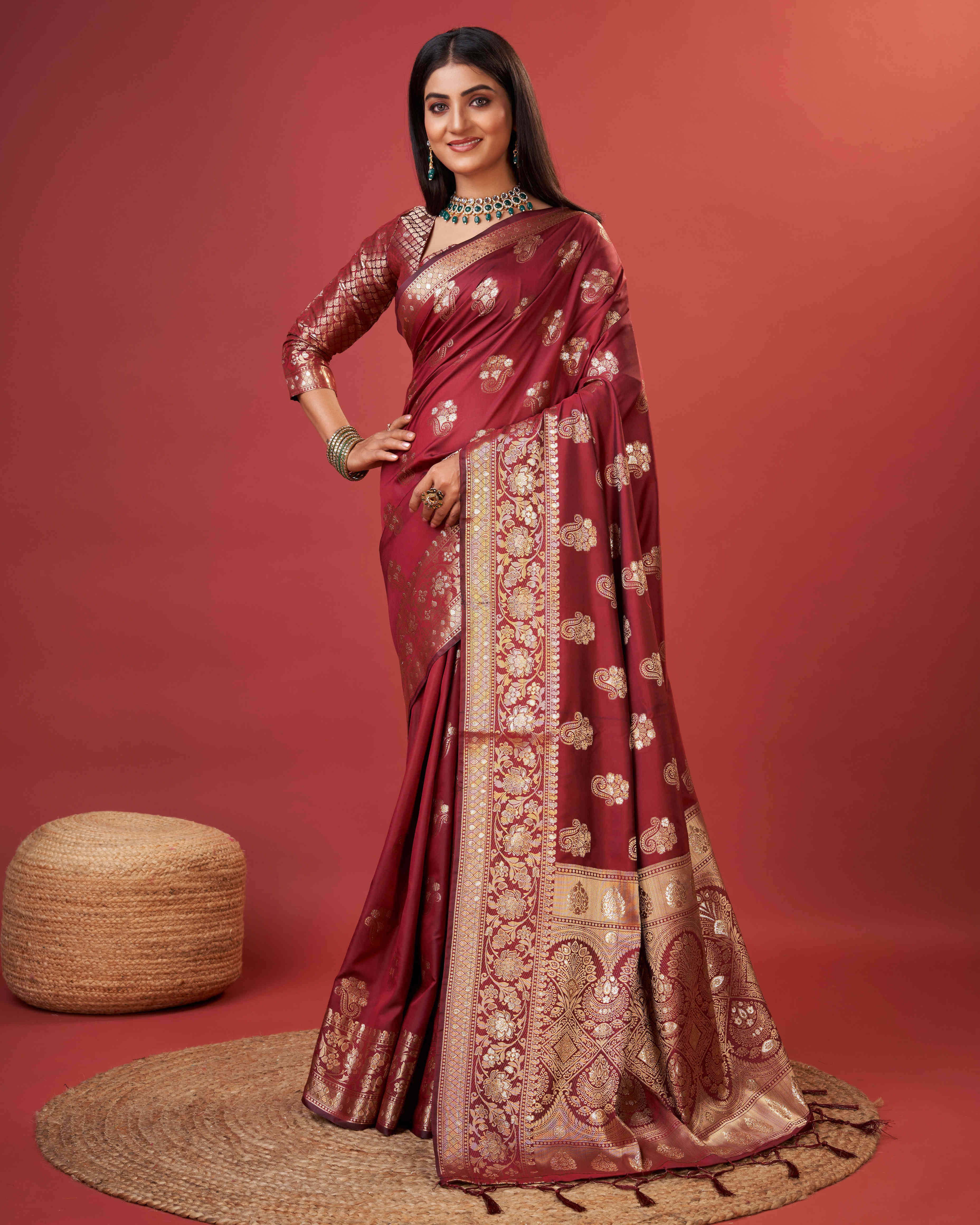 Pheasant Silk Woven Saree With Unstitched Blouse Piece ( Maroon ) Pheasant Silk Woven Saree With Unstitched Blouse Piece ( Maroon )