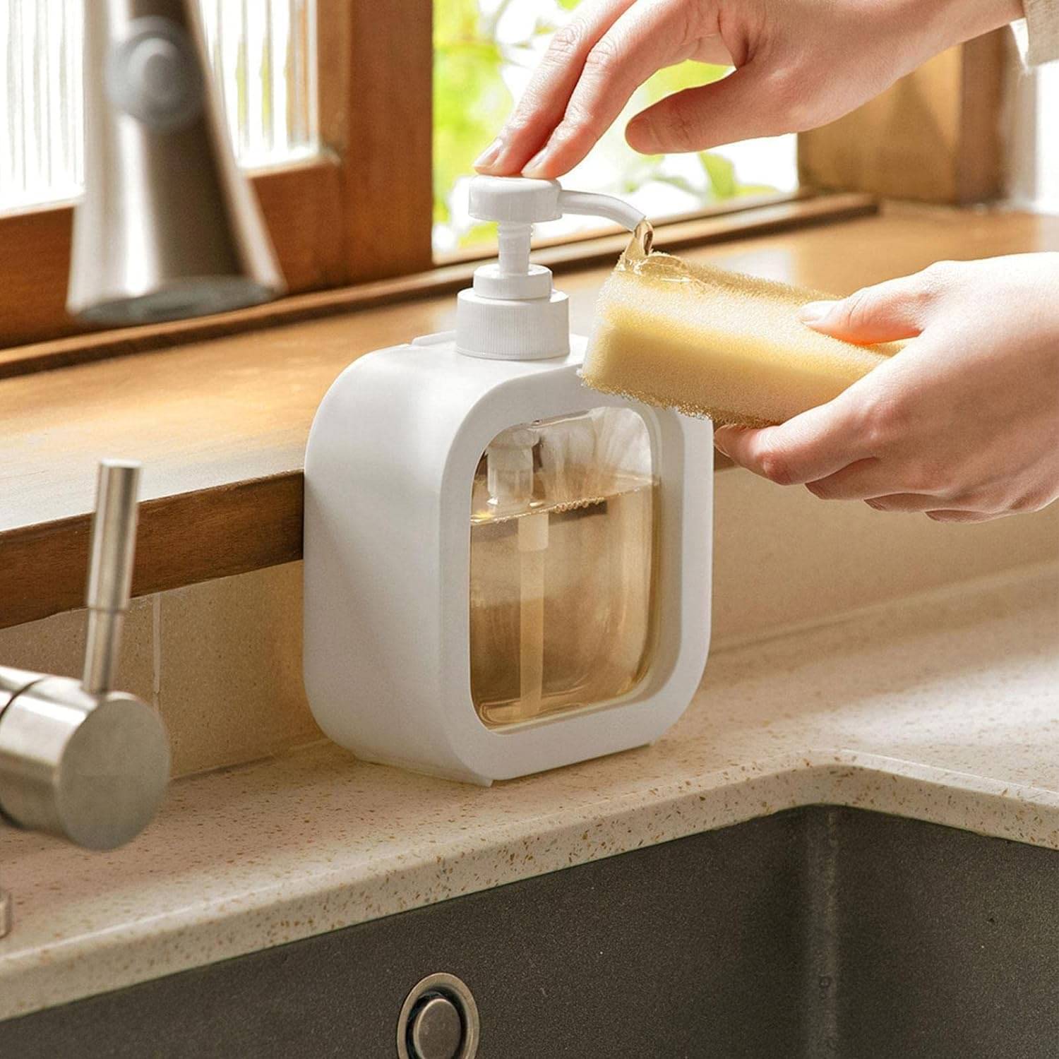     			SMARTHOMEMART Liquid Soap Dispenser, 300ml, Multipurpose Refillable Plastic Pump for Hand Wash, Dish Wash, Shampoo, Kitchen, Bathroom and Household Use (Pack of 1)