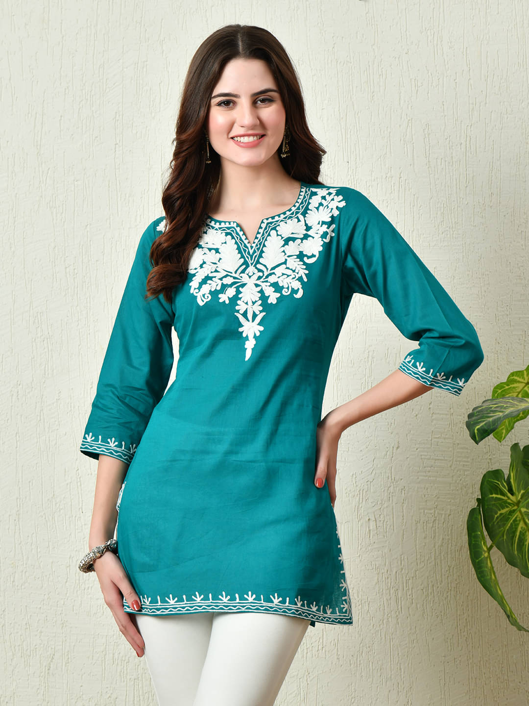 Cotton Short Kurti For Women (Pack of 1) Cotton Short Kurti For Women (Pack of 1)