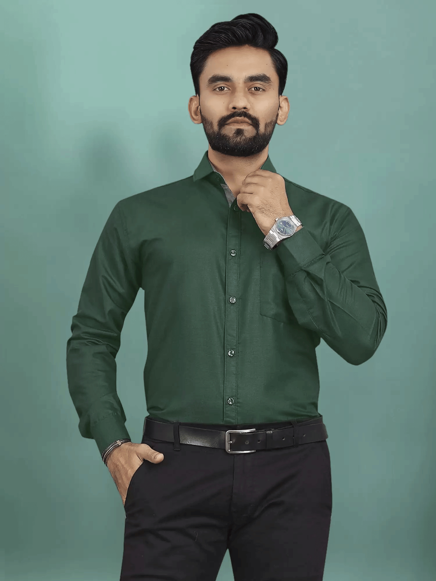 VERTUSY Cotton Blend Regular Fit Solids Full Sleeves Men's Casual Shirt - Green ( Pack of 1 ) VERTUSY Cotton Blend Regular Fit Solids Full Sleeves Men's Casual Shirt - Green ( Pack of 1 )