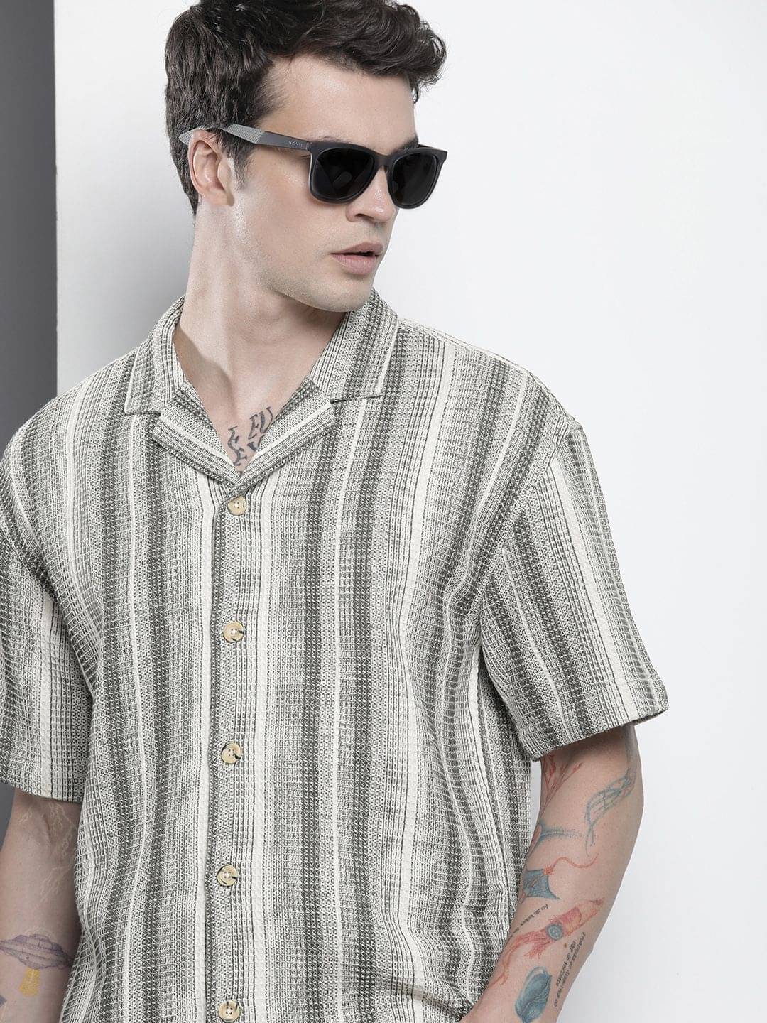    			The Indian Garage Co. Polyester Relaxed Fit Striped Half Sleeves Men's Casual Shirt - Cream ( Pack of 1 )
