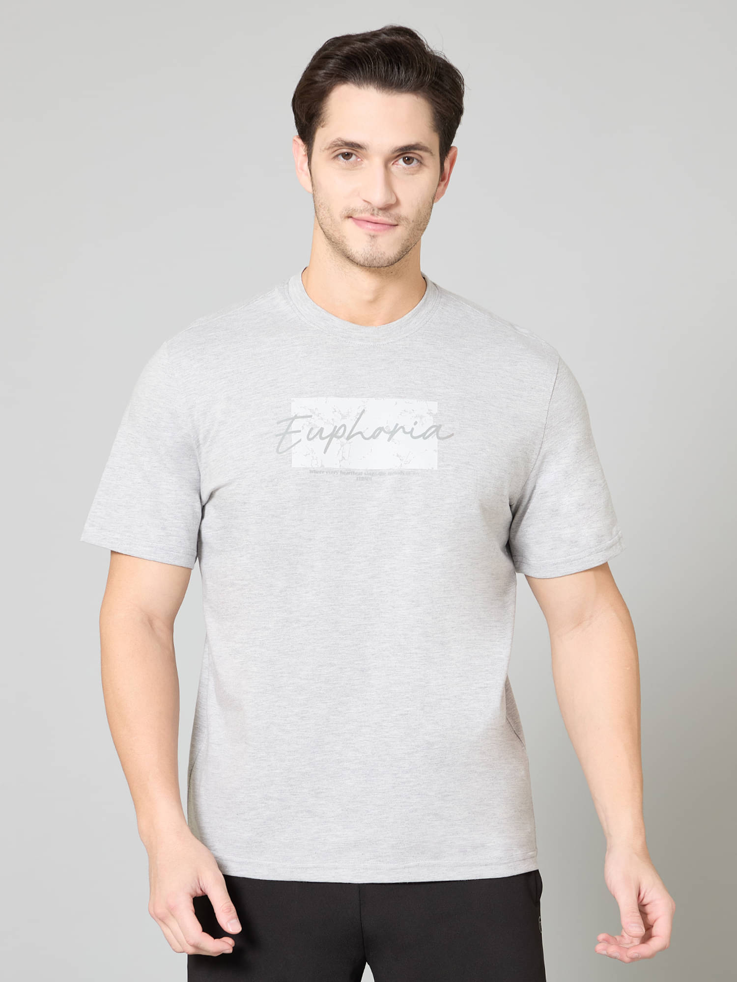 Turnfit Cotton Blend Regular Fit Printed Half Sleeves Men's Round T-Shirt - Grey ( Pack of 1 ) Turnfit Cotton Blend Regular Fit Printed Half Sleeves Men's Round T-Shirt - Grey ( Pack of 1 )