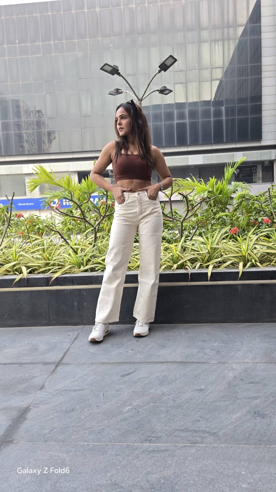     			WOOMNY - Cream Denim Wide Leg Women's Jeans ( Pack of 1 )