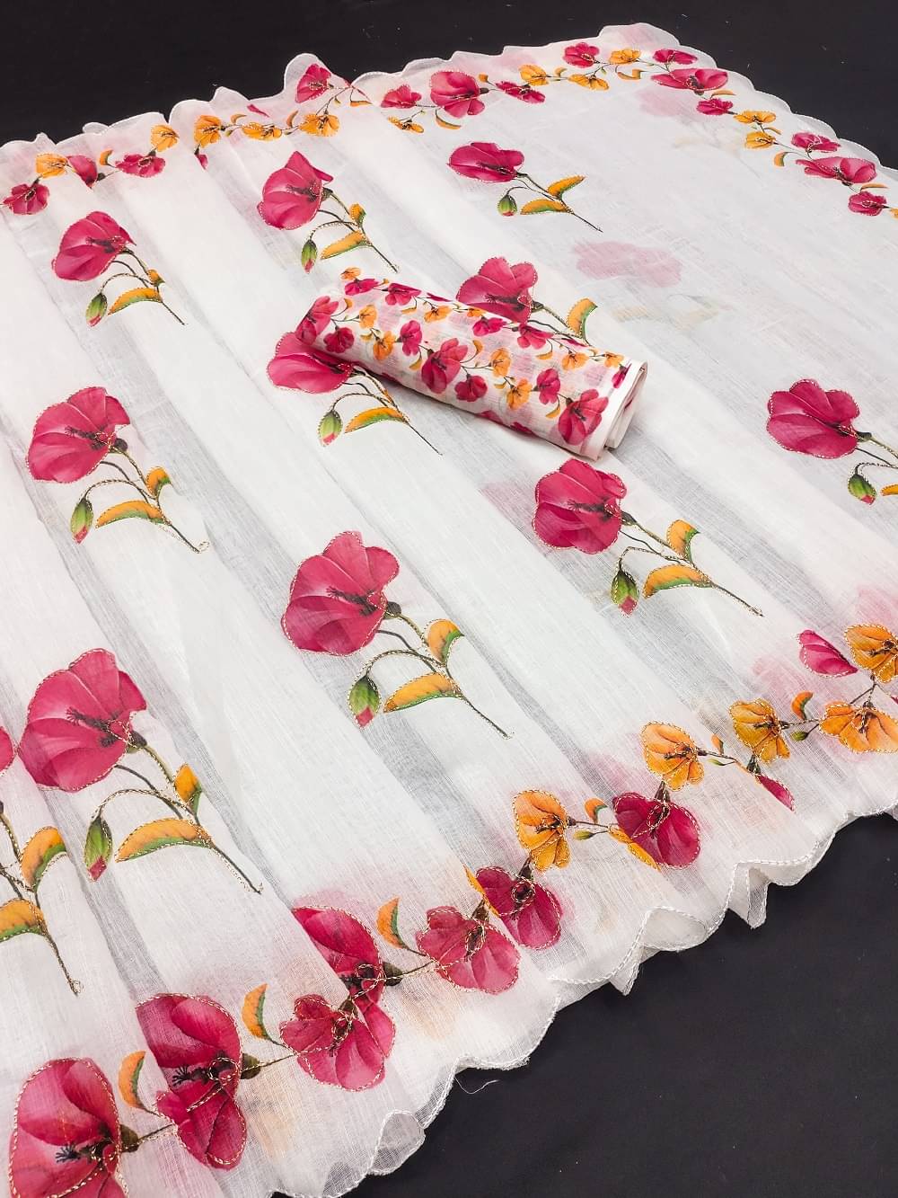 Kalpana Creation Linen Printed Saree With Unstitched Blouse Piece ( White ) Kalpana Creation Linen Printed Saree With Unstitched Blouse Piece ( White )
