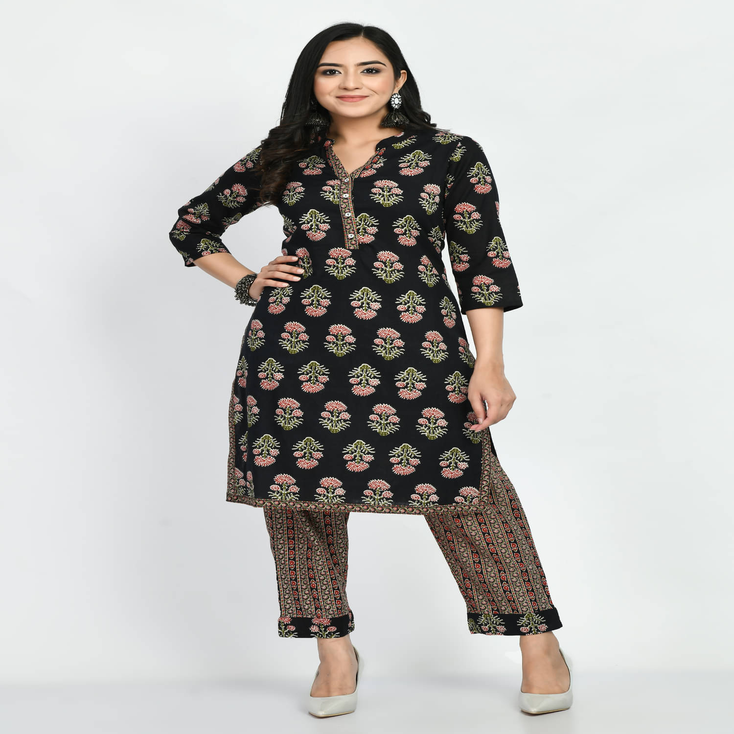     			Neel & Ned Cotton Blend Printed Kurti With Pants Women's Stitched Salwar Suit - Black ( Pack of 1 )
