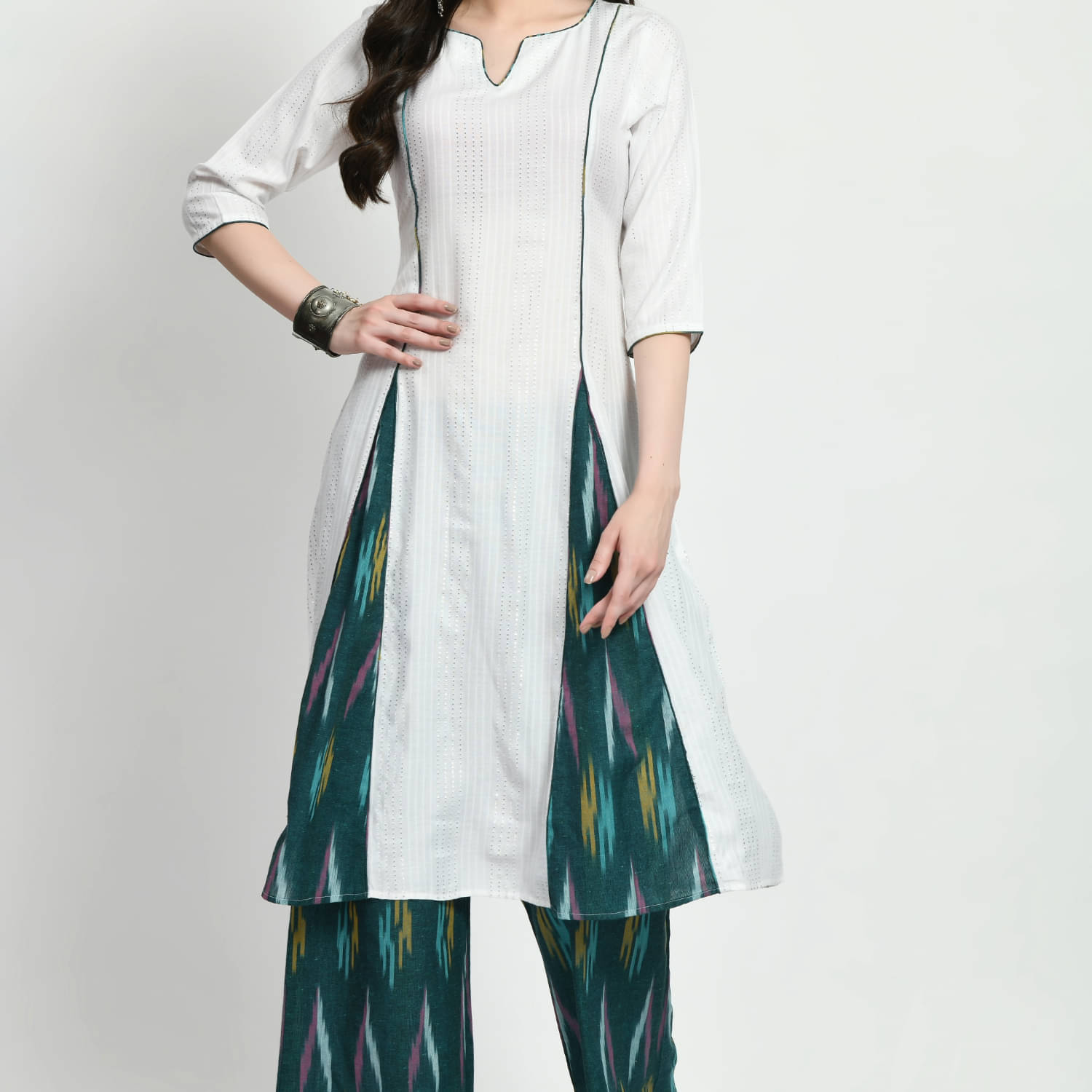     			Neel & Ned Cotton Blend Solid Kurti With Palazzo Women's Stitched Salwar Suit - White ( Pack of 1 )