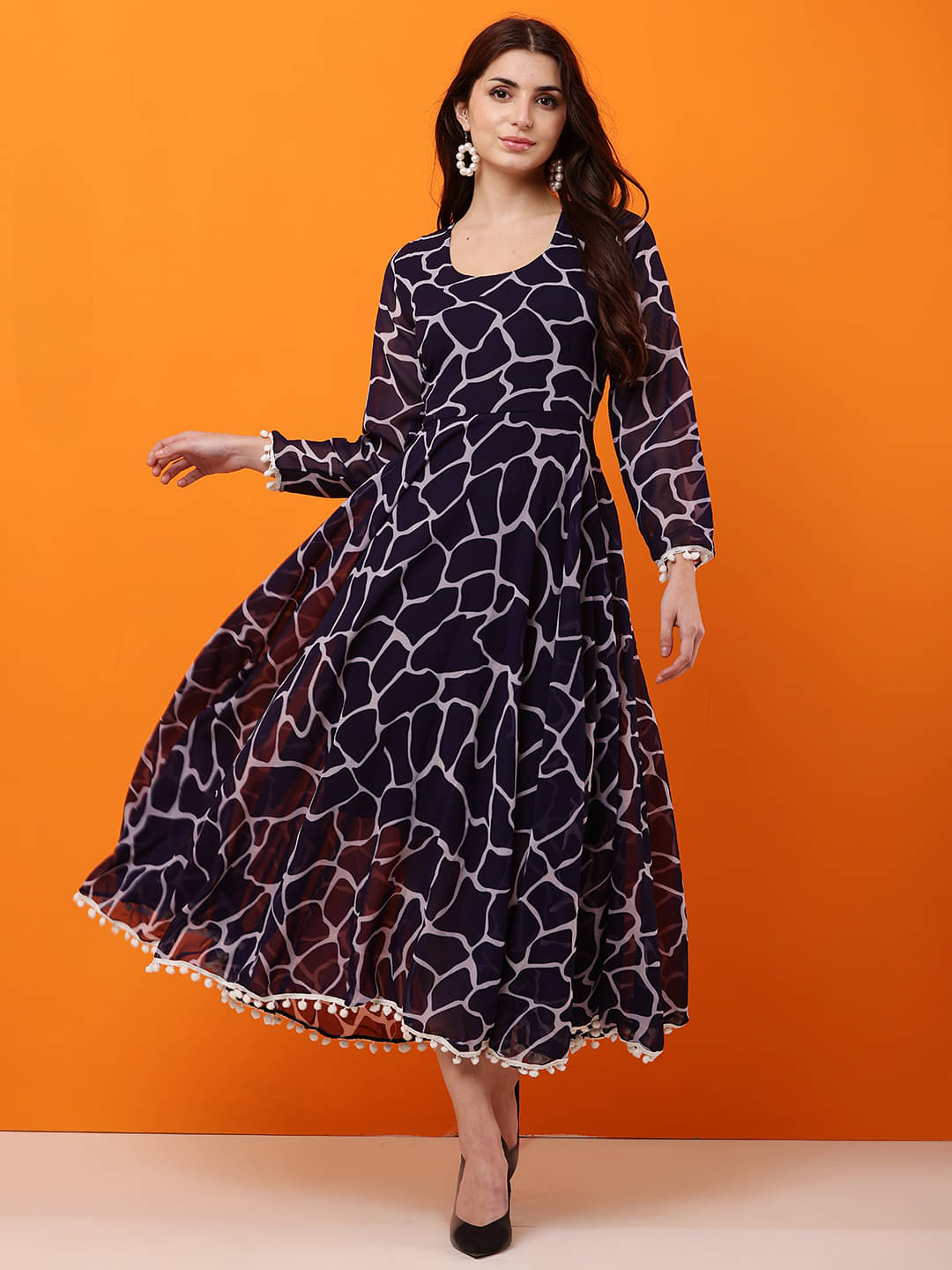     			REAL STYLE Women Georgette Printed Gown ( Navy )