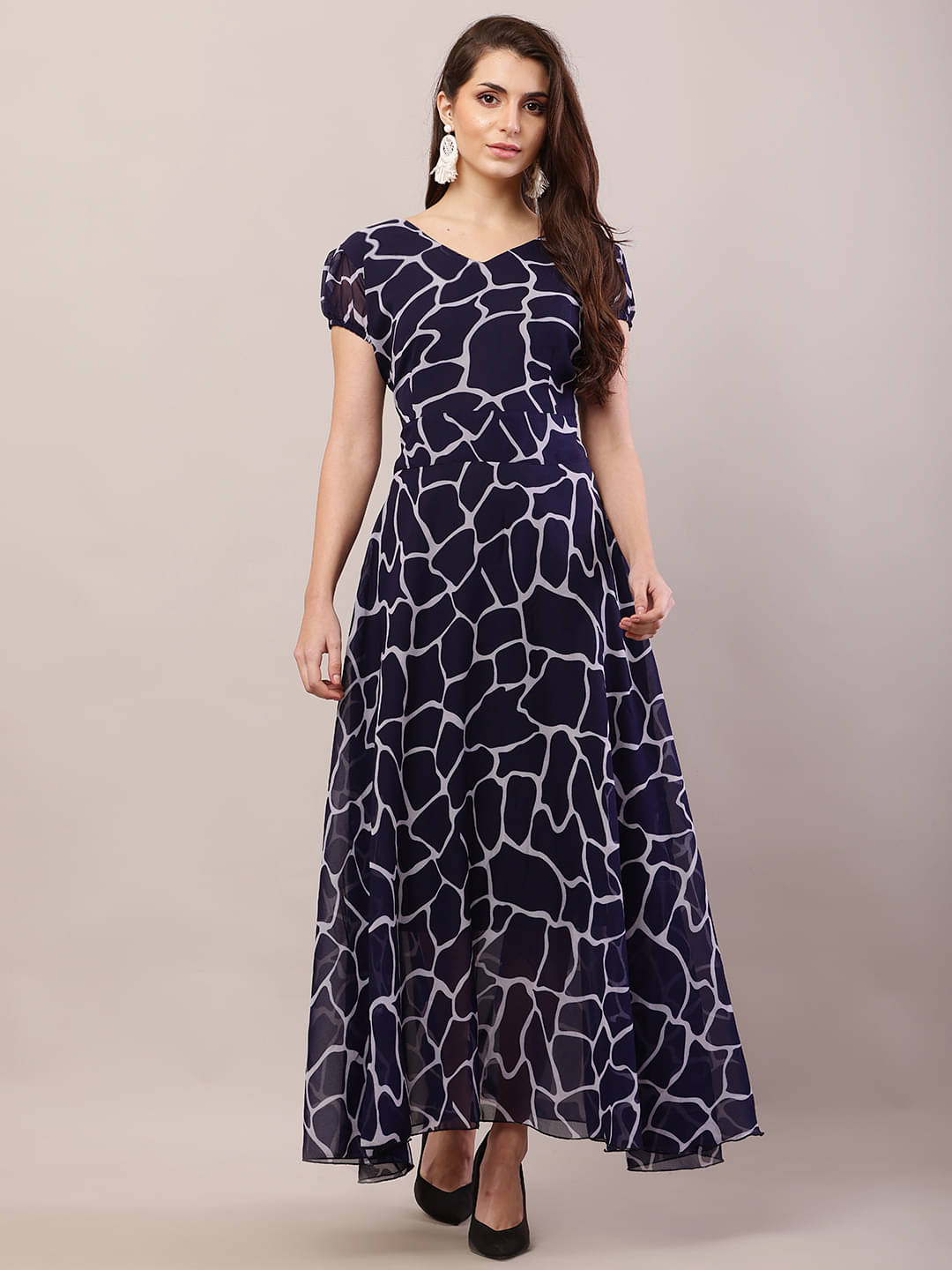     			REAL STYLE Women Georgette Printed Gown ( Navy )
