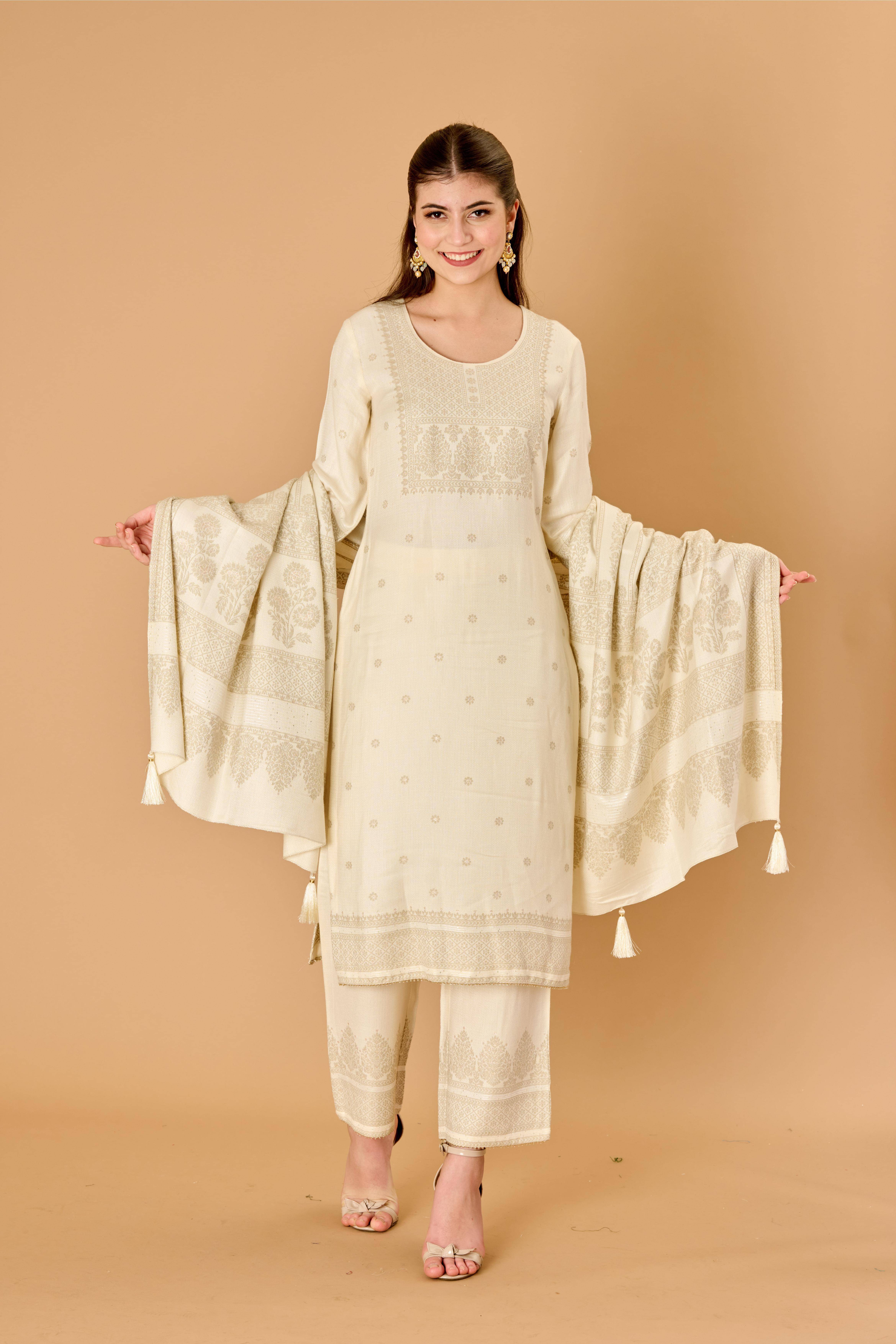     			SAFAA Unstitched Woollen Printed Dress Material - White ( Pack of 1 )