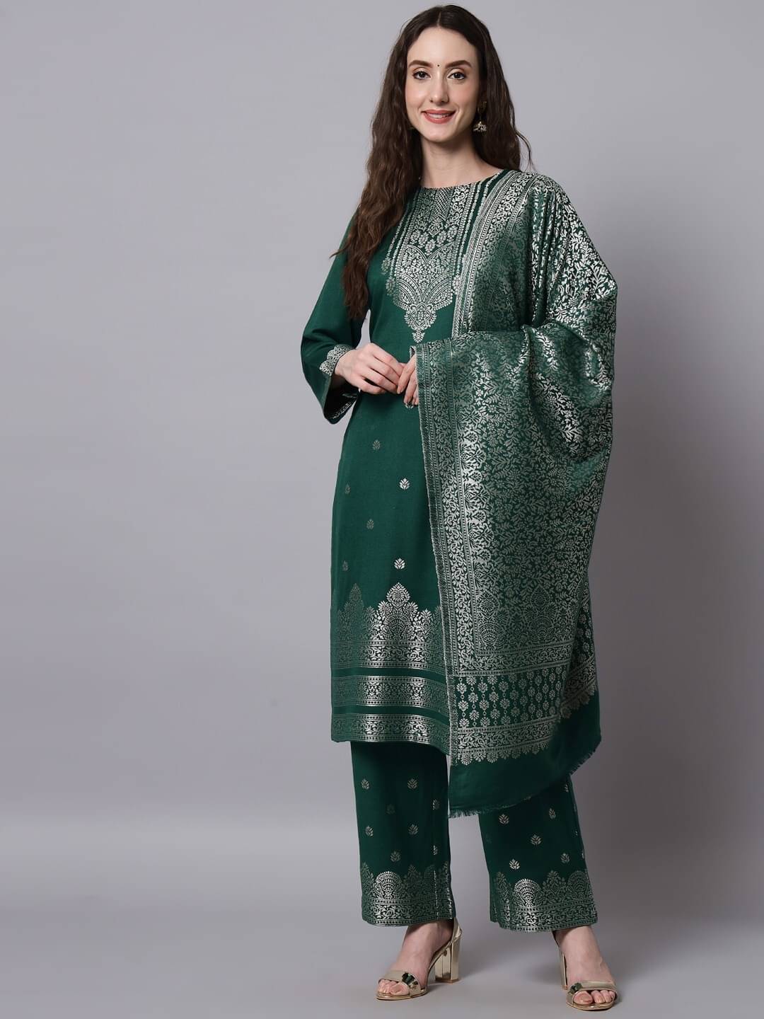 SAFAA Unstitched Woollen Self Design Dress Material - Green ( Pack of 1 ) SAFAA Unstitched Woollen Self Design Dress Material - Green ( Pack of 1 )