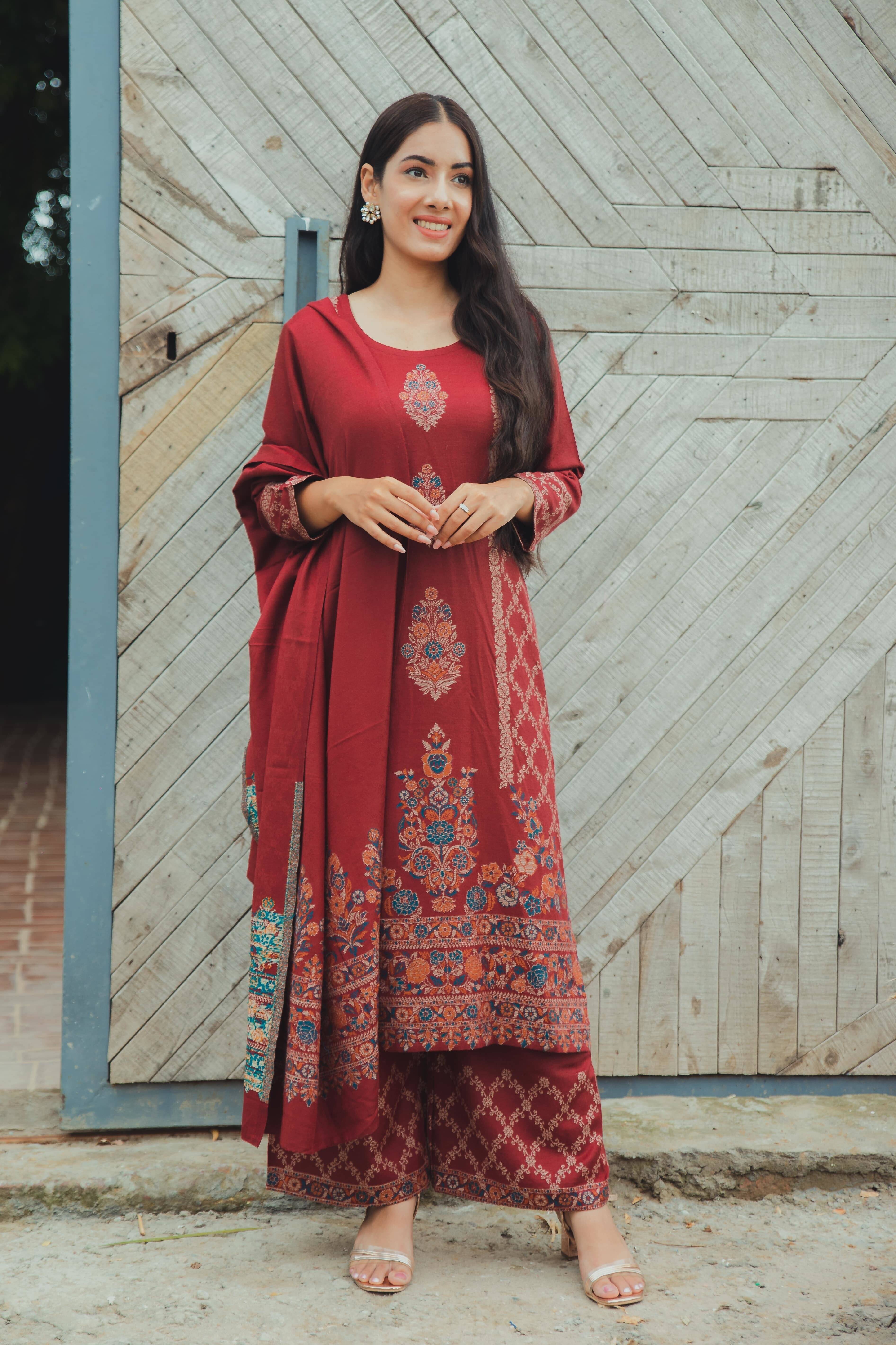     			SAFAA Unstitched Woollen Self Design Dress Material - Maroon ( Pack of 1 )