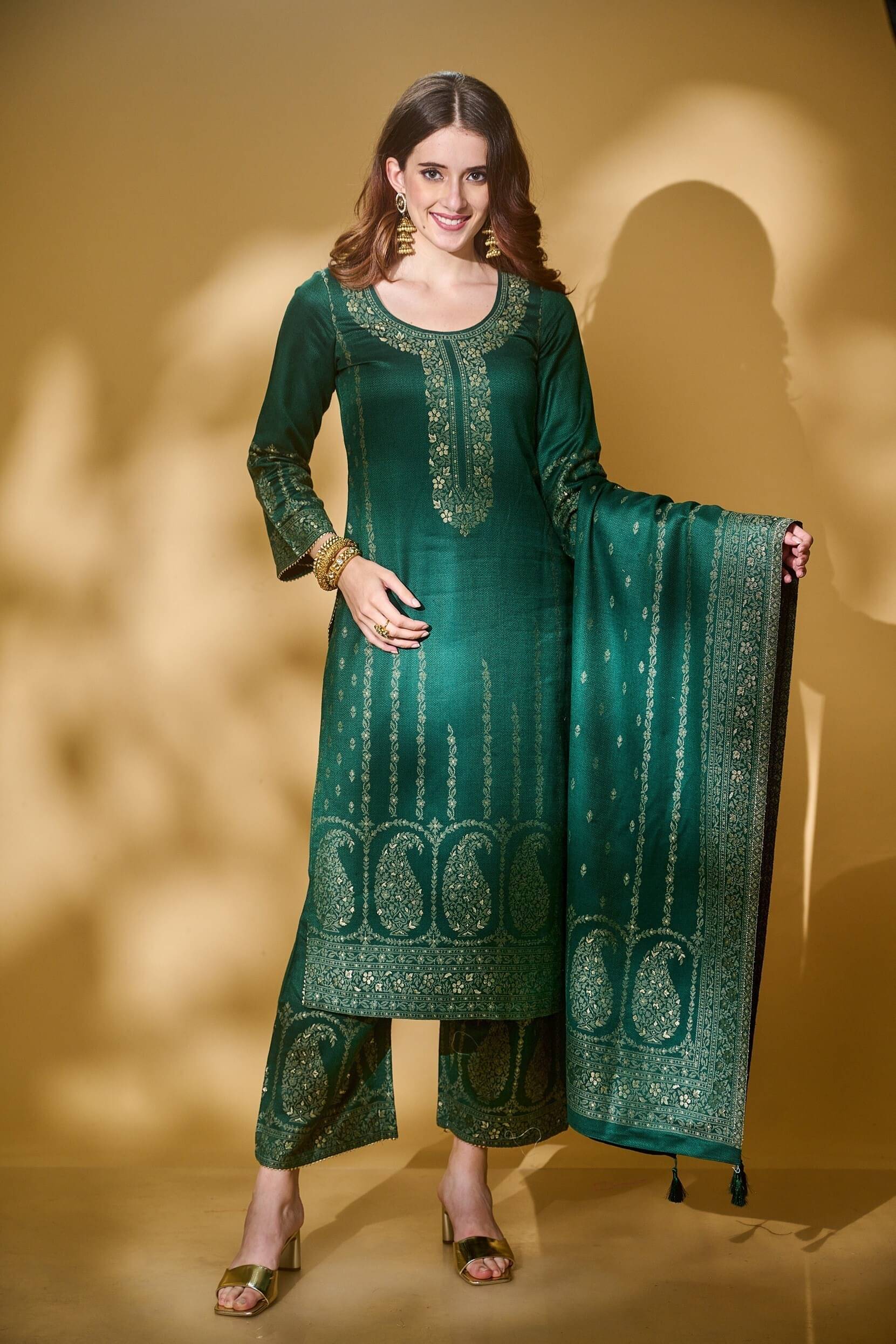 SAFAA Unstitched Woollen Self Design Dress Material - Green ( Pack of 1 ) SAFAA Unstitched Woollen Self Design Dress Material - Green ( Pack of 1 )