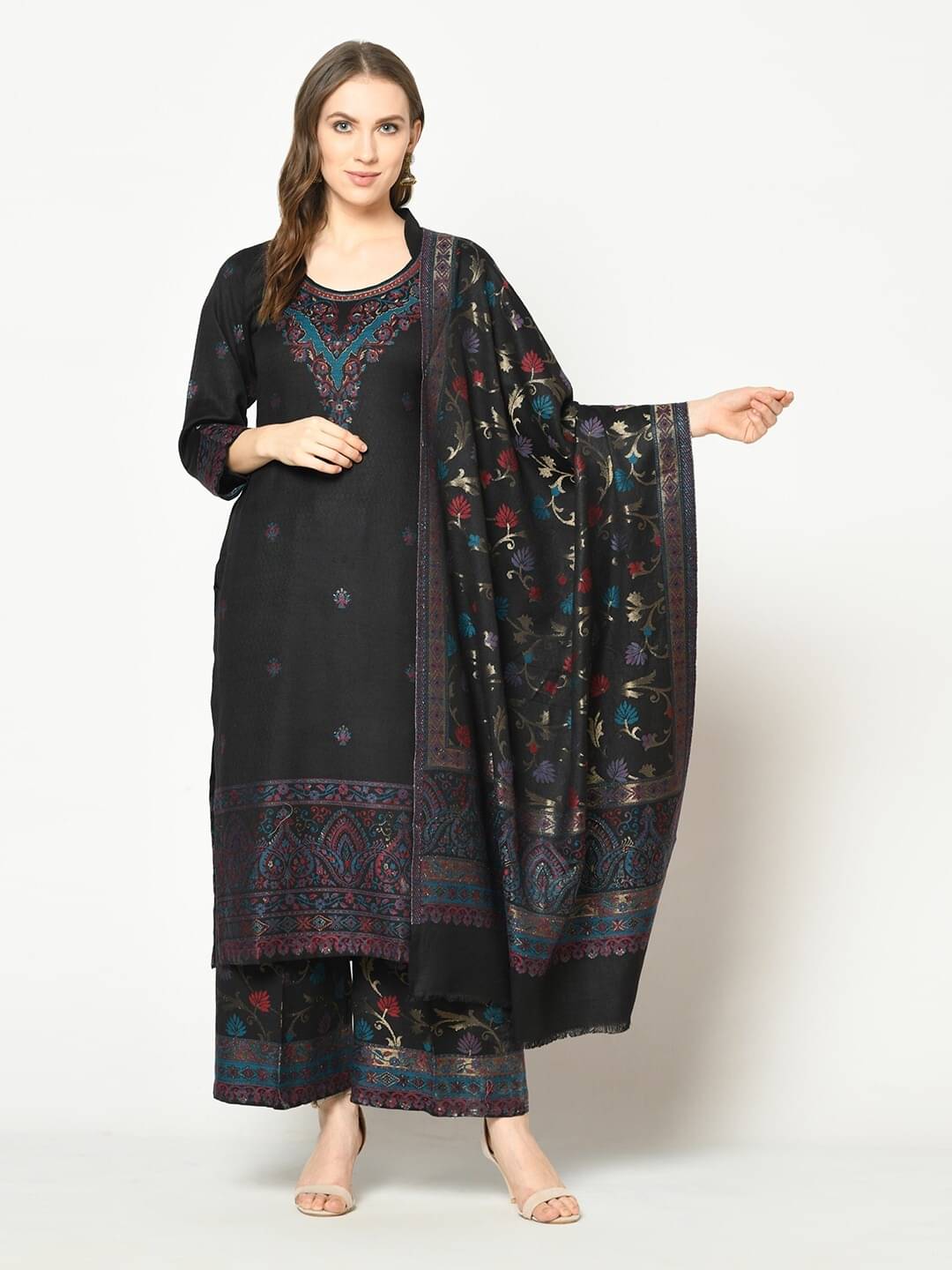     			SAFAA Unstitched Woollen Self Design Dress Material - Black ( Pack of 1 )