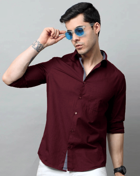 VERTUSY Cotton Blend Regular Fit Solids Full Sleeves Men's Casual Shirt - Maroon ( Pack of 1 ) VERTUSY Cotton Blend Regular Fit Solids Full Sleeves Men's Casual Shirt - Maroon ( Pack of 1 )