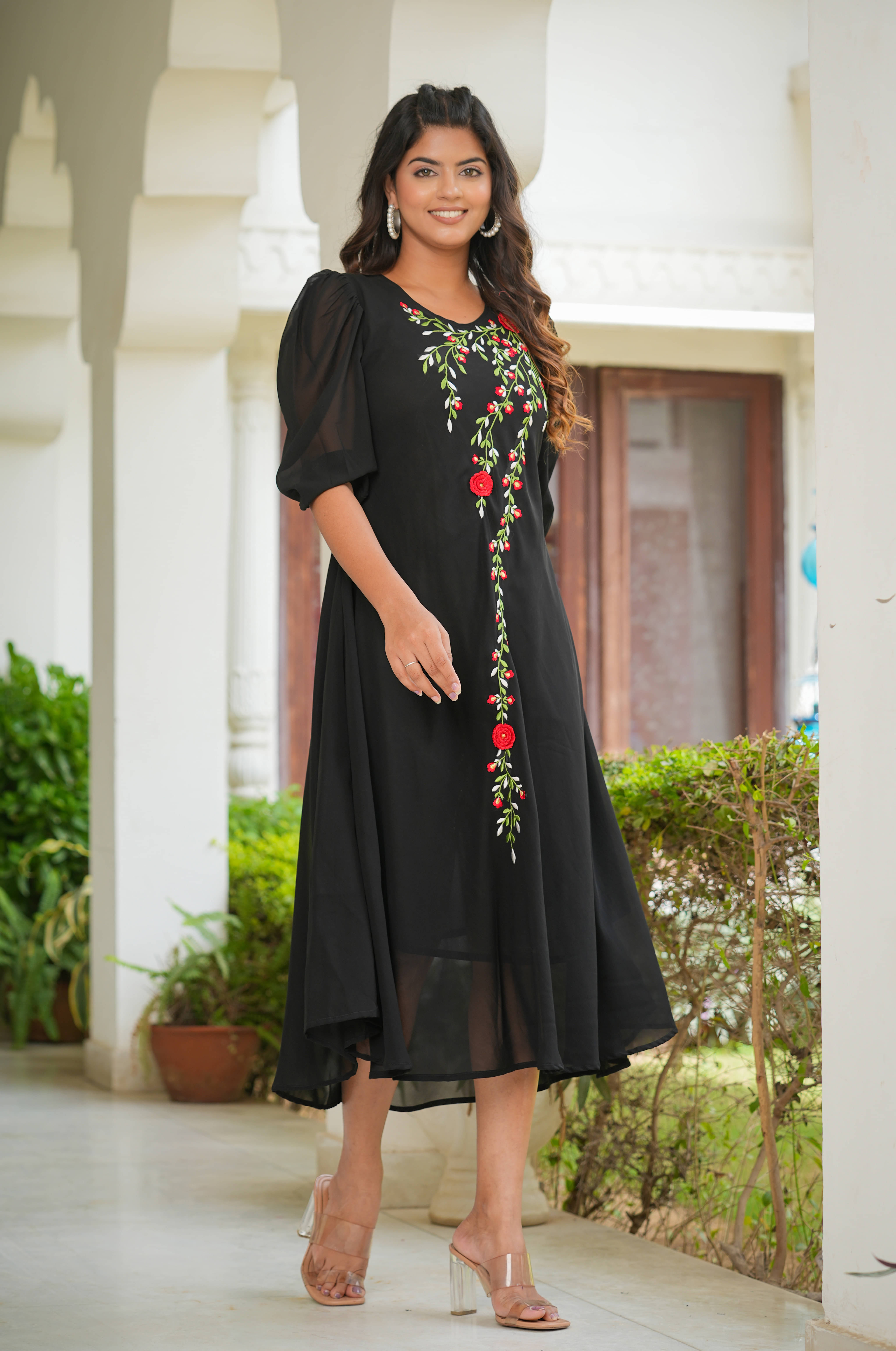     			Yash Gallery Georgette Solid Calf-Length Women's Fit & Flare Dress - Black ( Pack of 1 )