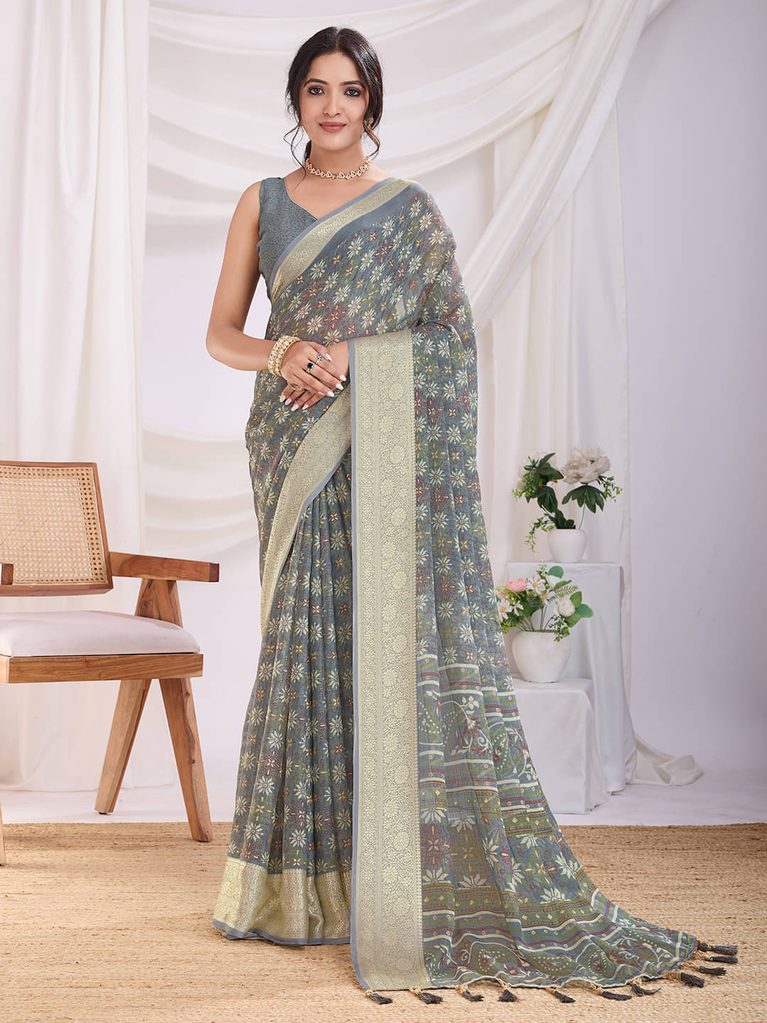     			RekhaManiyar Chiffon Printed Saree With Unstitched Blouse Piece ( Grey )