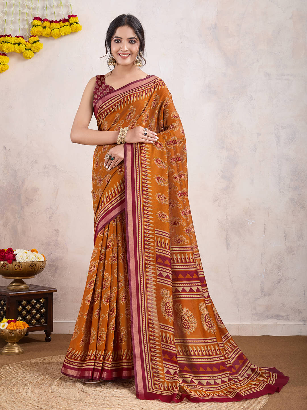     			RekhaManiyar Viscose Printed Saree With Unstitched Blouse Piece ( Orange )