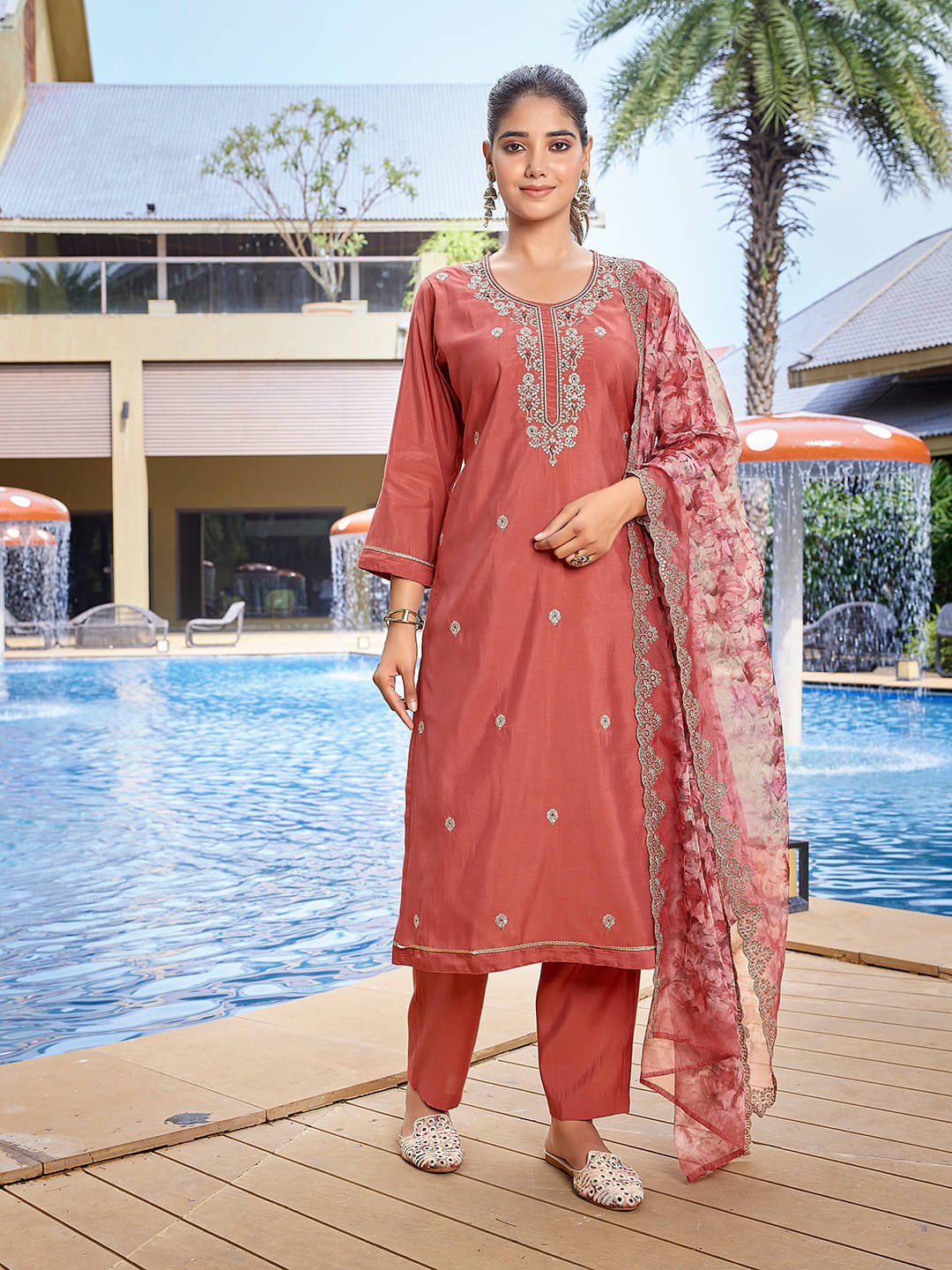     			Royal Export Pack of 1 Chanderi Solid Straight Women's Kurti - ( Orange )
