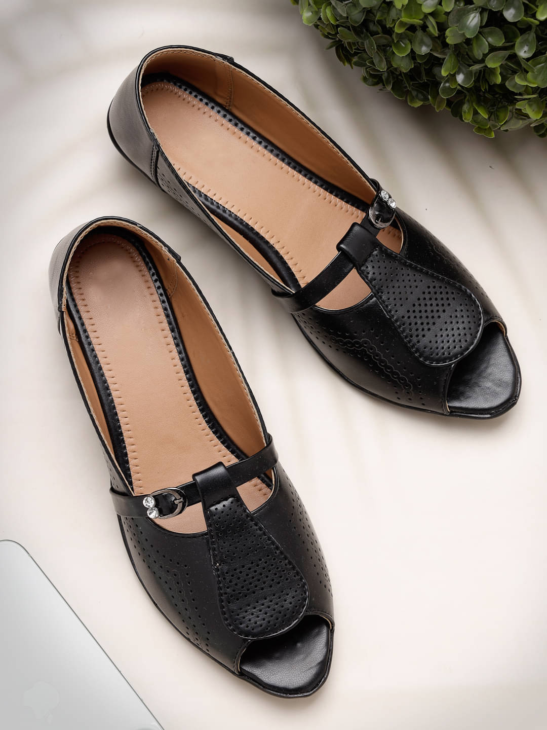     			Sneakersvilla Black Women's Peep Toes Heels