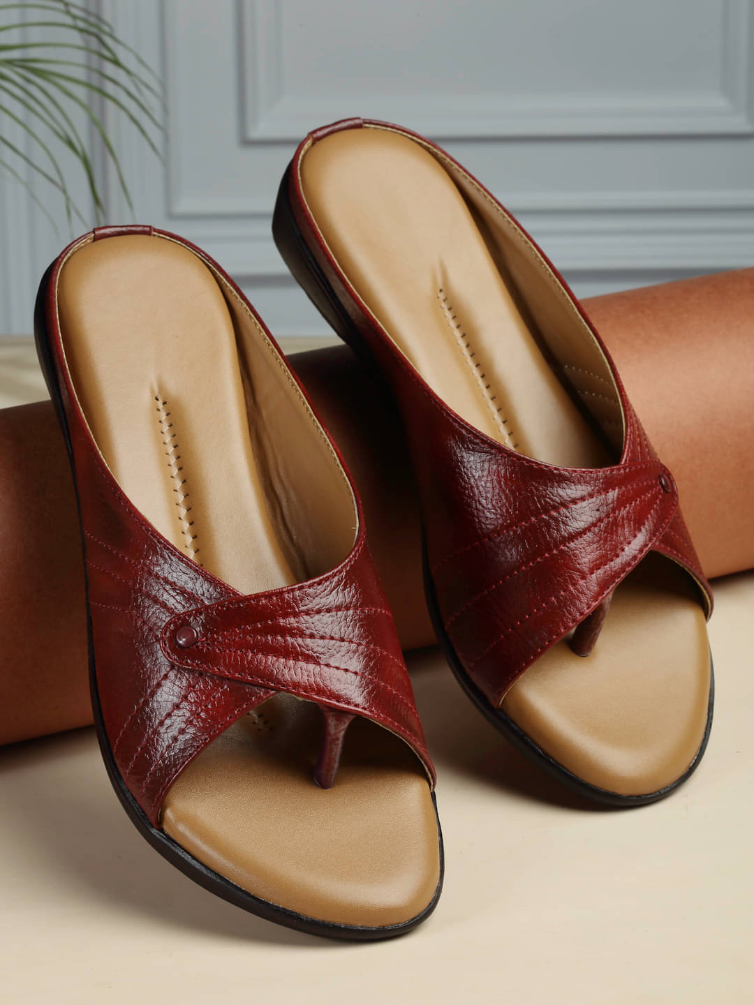     			Sneakersvilla Red Women's Flats