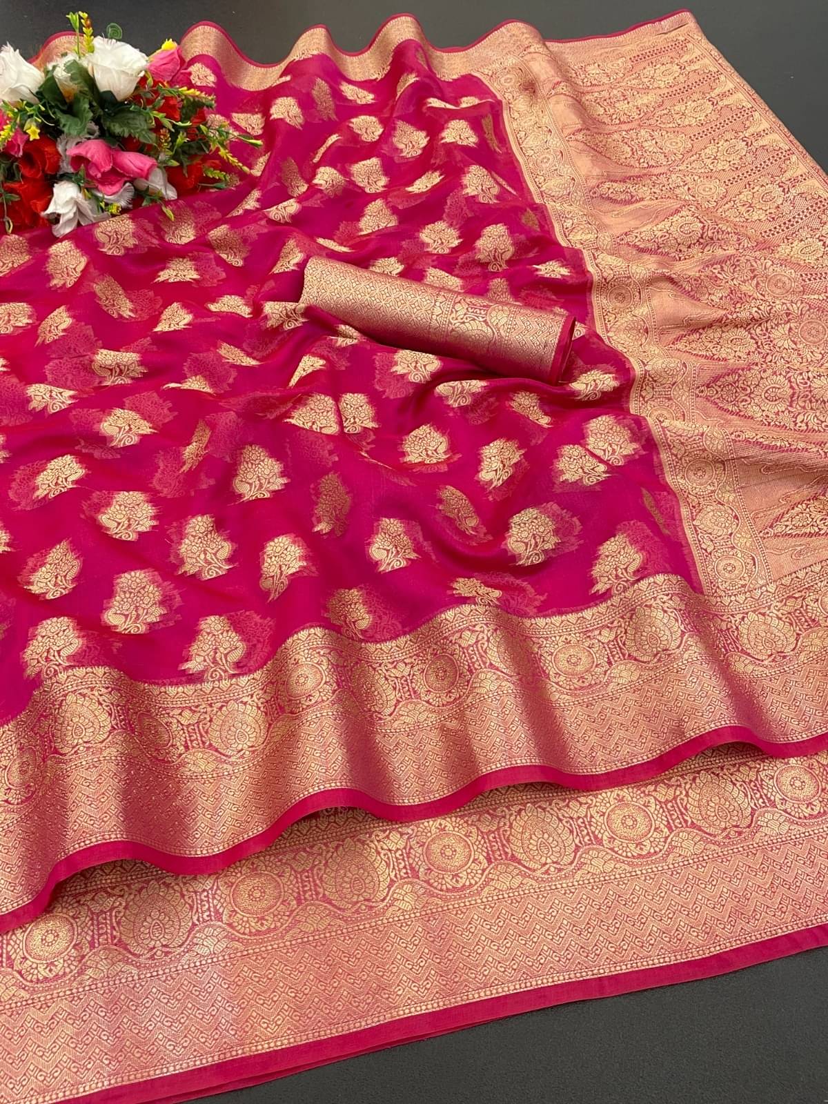 JIHANA FAB Organza Woven Saree With Unstitched Blouse Piece ( Pink ) JIHANA FAB Organza Woven Saree With Unstitched Blouse Piece ( Pink )