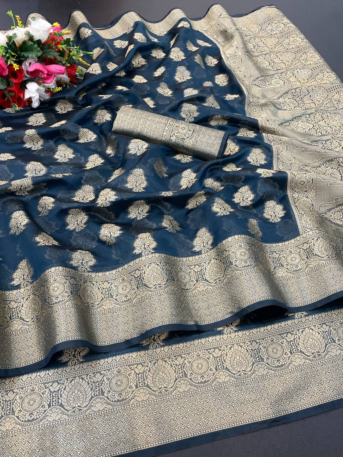     			JIHANA FAB Organza Woven Saree With Unstitched Blouse Piece ( Blue )