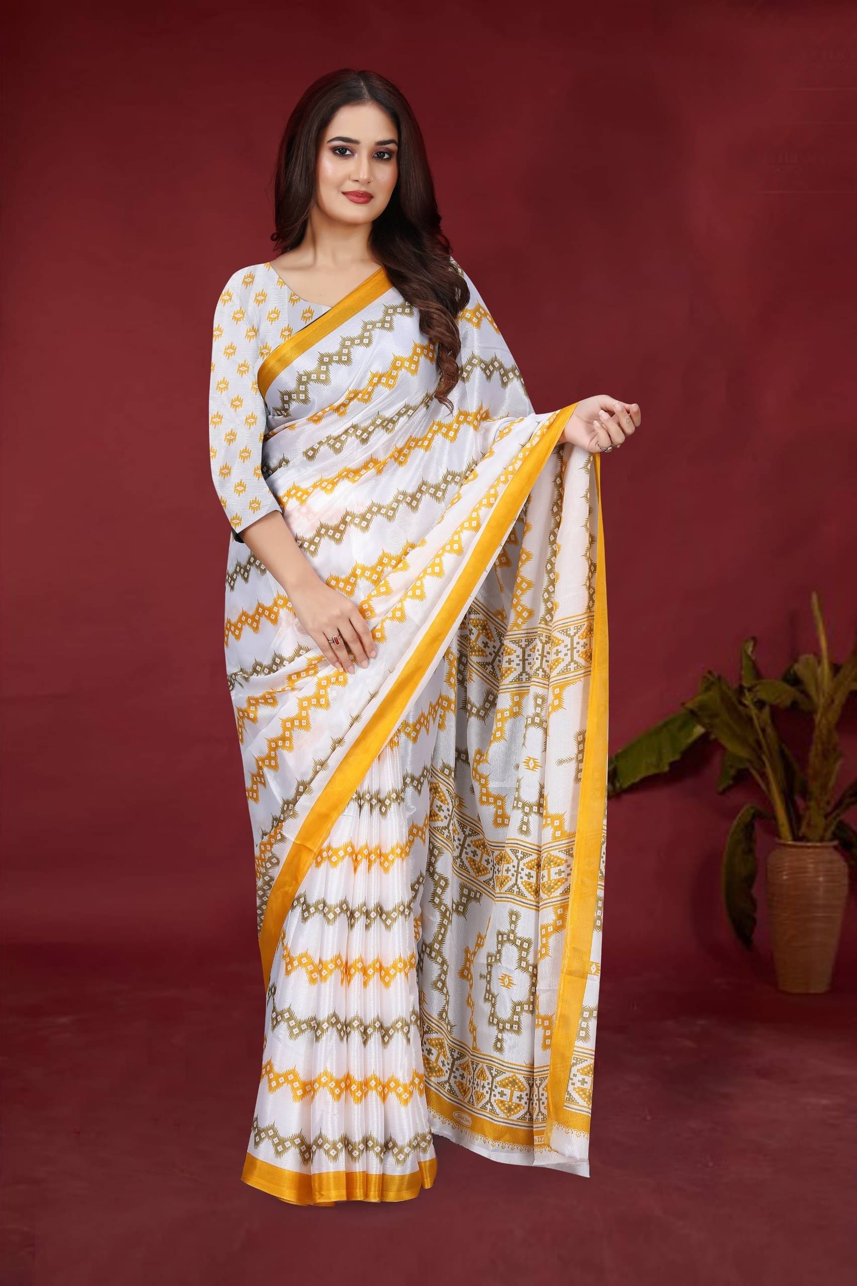JIHANA FAB Chiffon Printed Saree With Unstitched Blouse Piece ( Yellow ) JIHANA FAB Chiffon Printed Saree With Unstitched Blouse Piece ( Yellow )