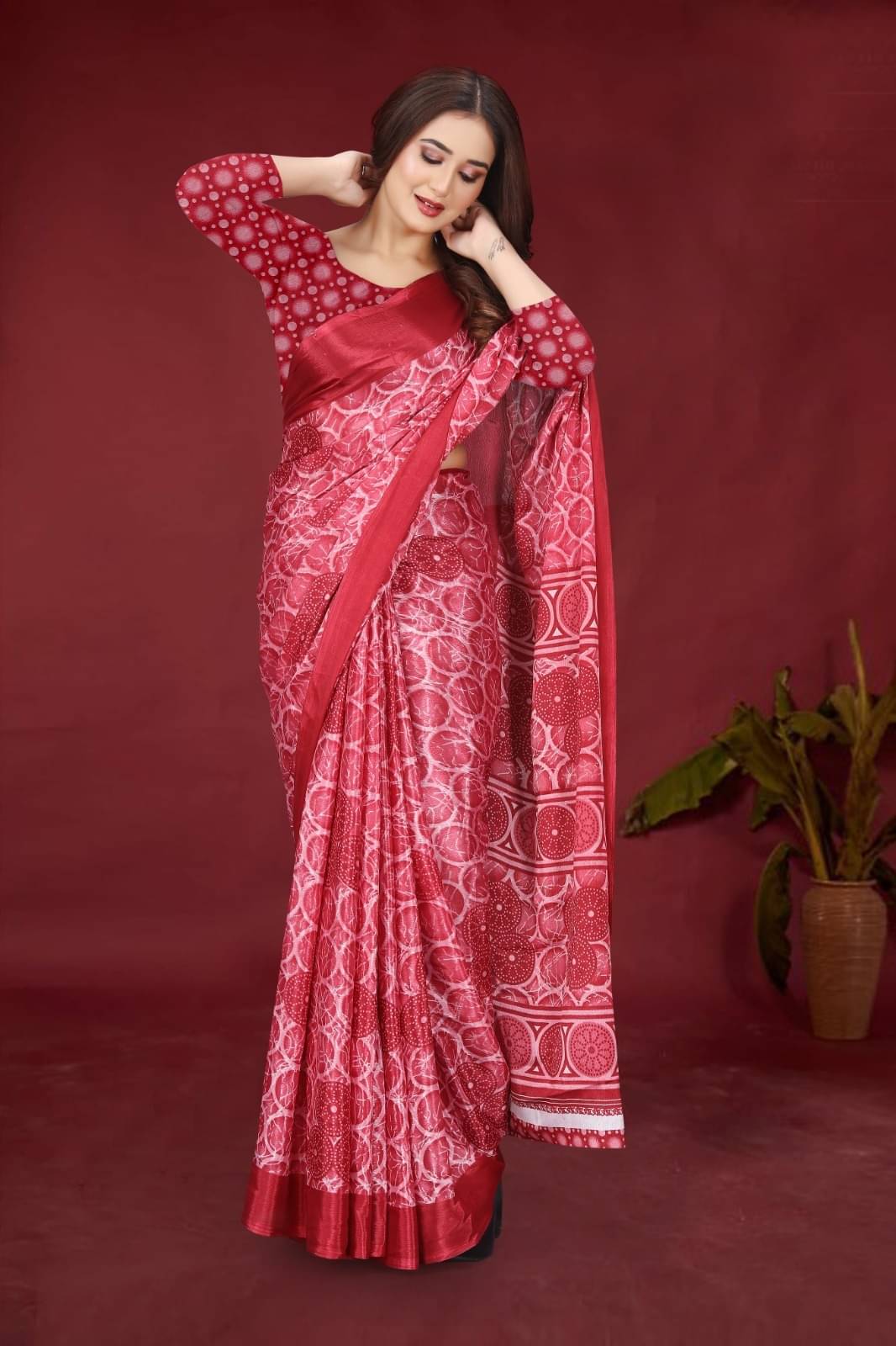     			JIHANA FAB Chiffon Printed Saree With Unstitched Blouse Piece ( Red )