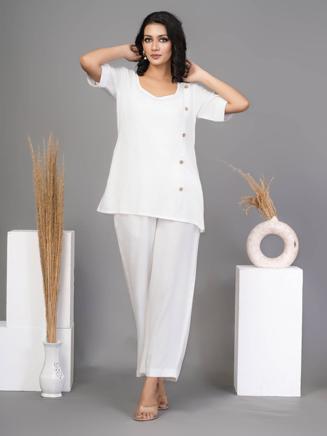     			VIBEVISION Women Solid Top With Trousers Co-Ord Set ( White )
