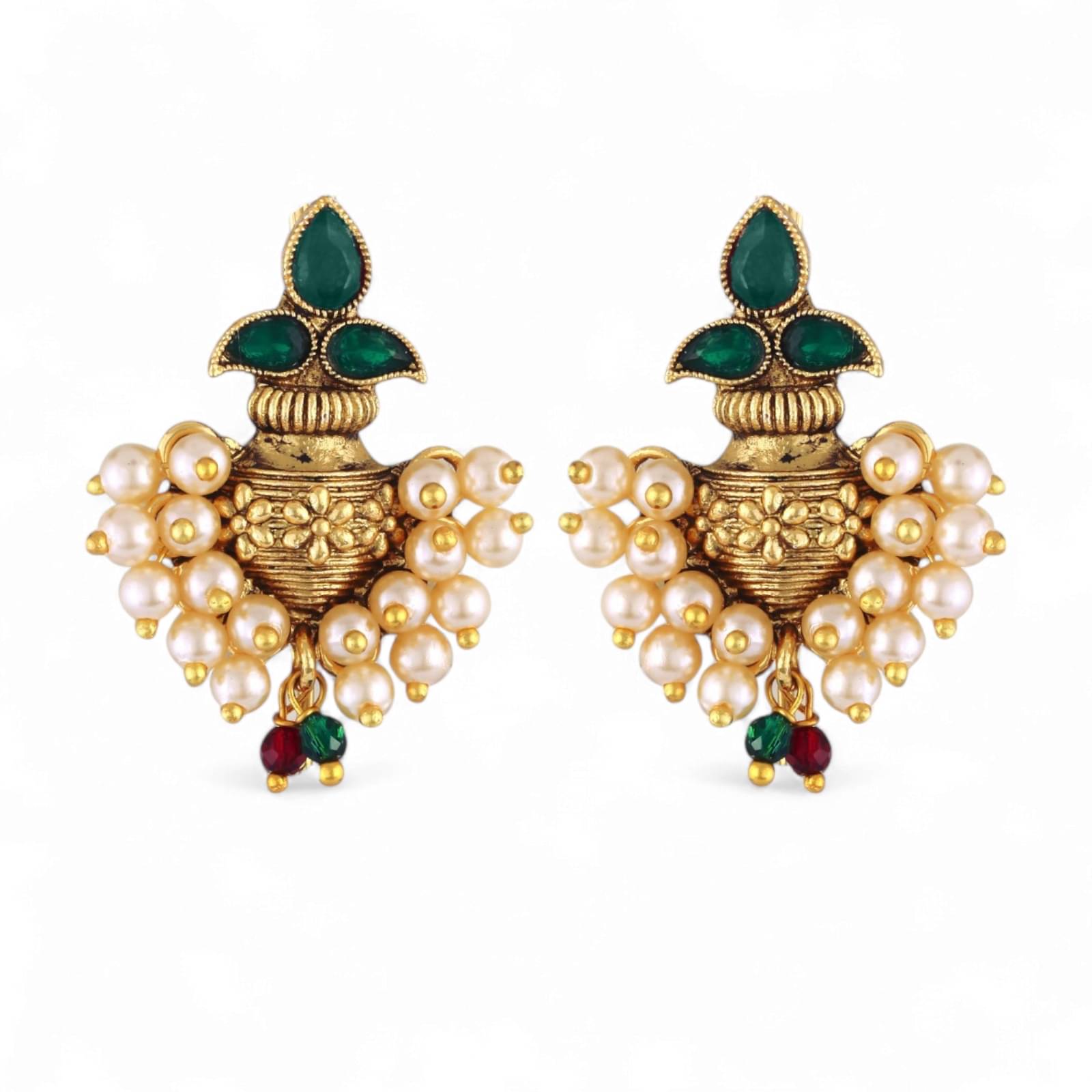     			Vighnaharta Golden Danglers Earrings ( Pack of 1 )