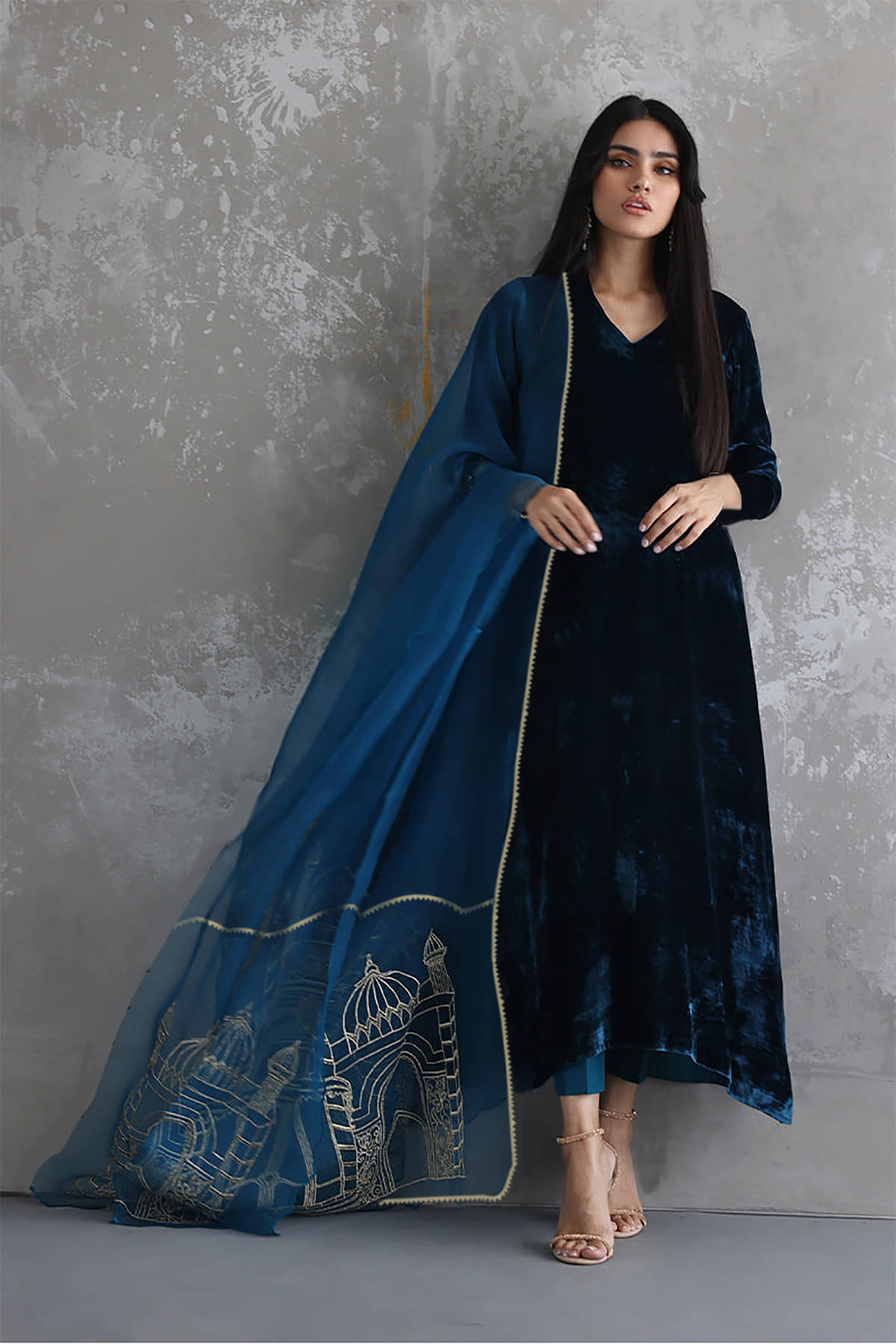     			kedar fab Velvet Solid Kurti With Pants Women's Stitched Salwar Suit - Navy Blue ( Pack of 1 )
