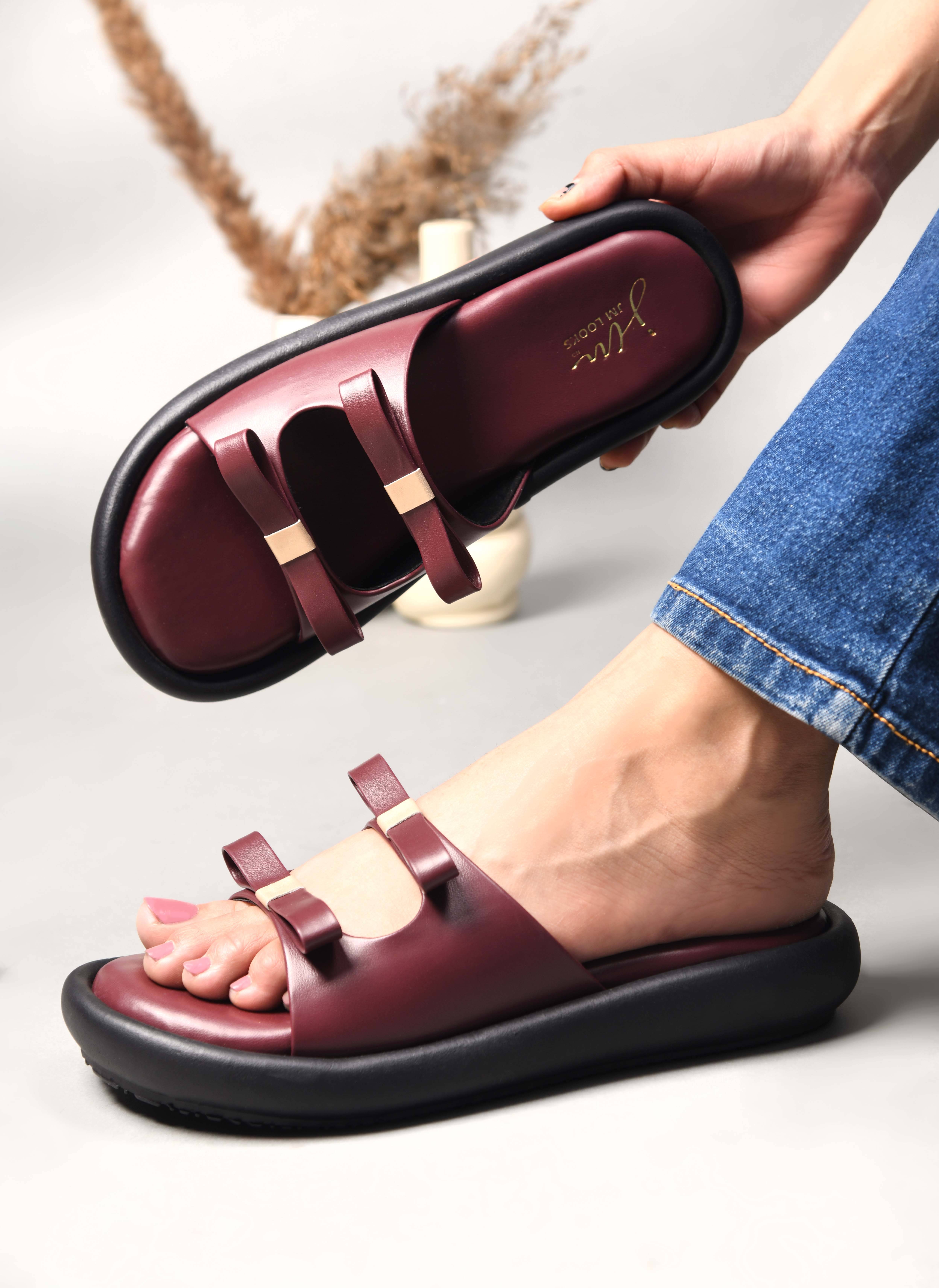     			JM Looks Maroon Women's Flats