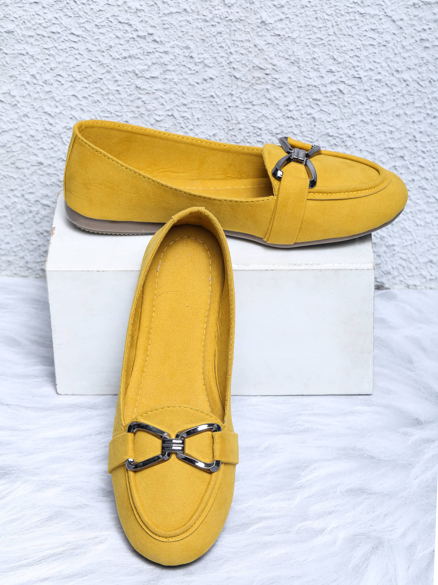     			Moonwalk Yellow Women's Casual Ballerinas