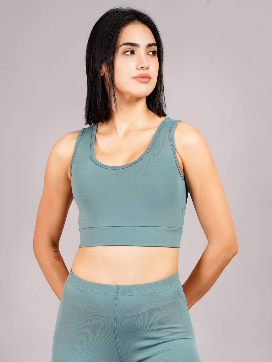     			NEVER LOSE Pack of 1 Nylon Heavily Padded Racerback bra For Women ( Green )