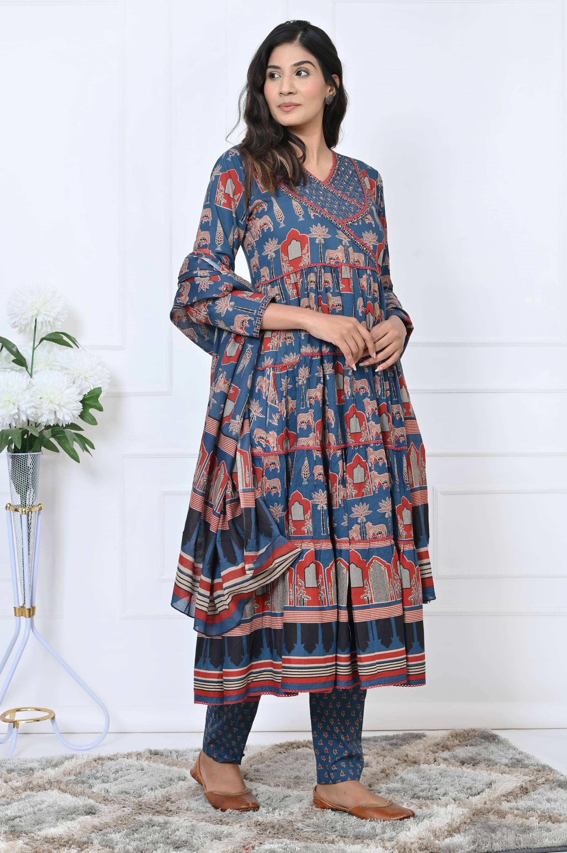 Vbuyz Cotton Printed Kurti With Pants Women's Stitched Salwar Suit - Blue ( Pack of 1 ) Vbuyz Cotton Printed Kurti With Pants Women's Stitched Salwar Suit - Blue ( Pack of 1 )