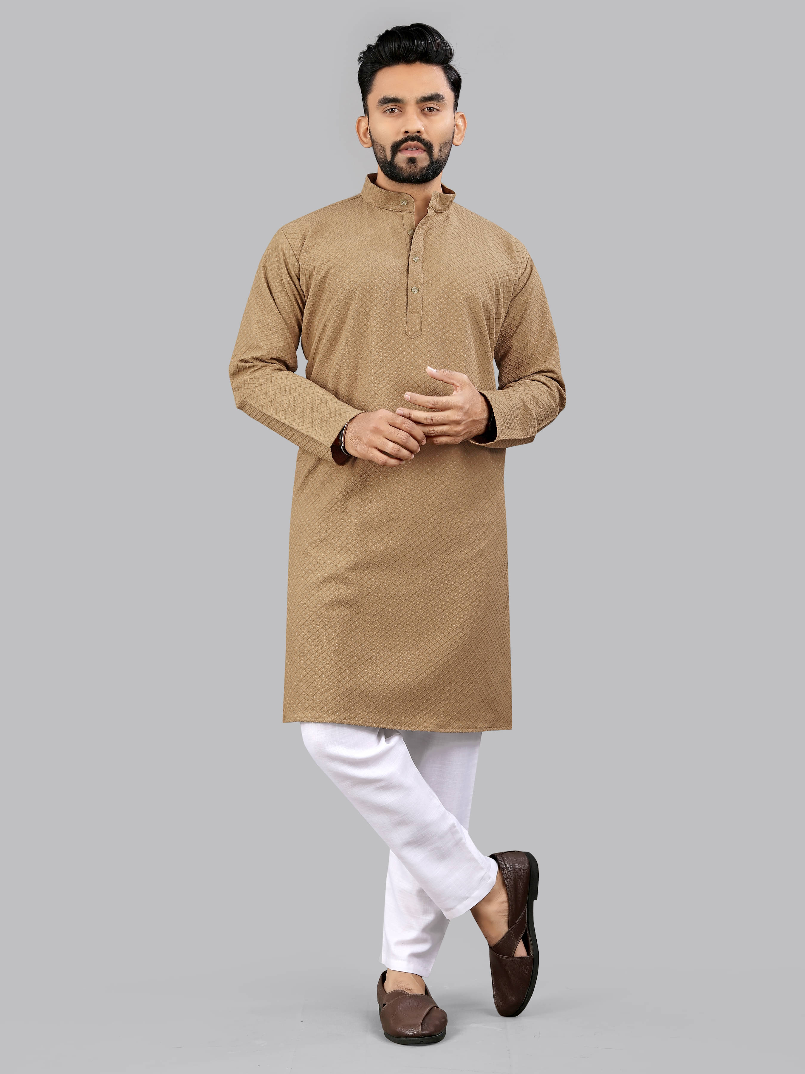     			allan peter Beige Cotton Blend Men's Regular Kurta ( Pack of 1 )