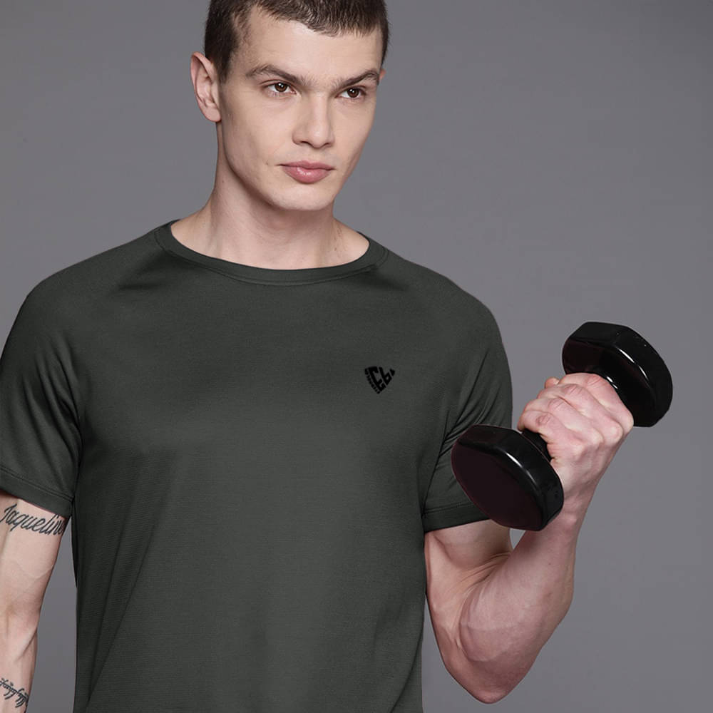 Eyebogler Men Polyester Regular Fit Solid T-Shirt ( Green ) Eyebogler Men Polyester Regular Fit Solid T-Shirt ( Green )