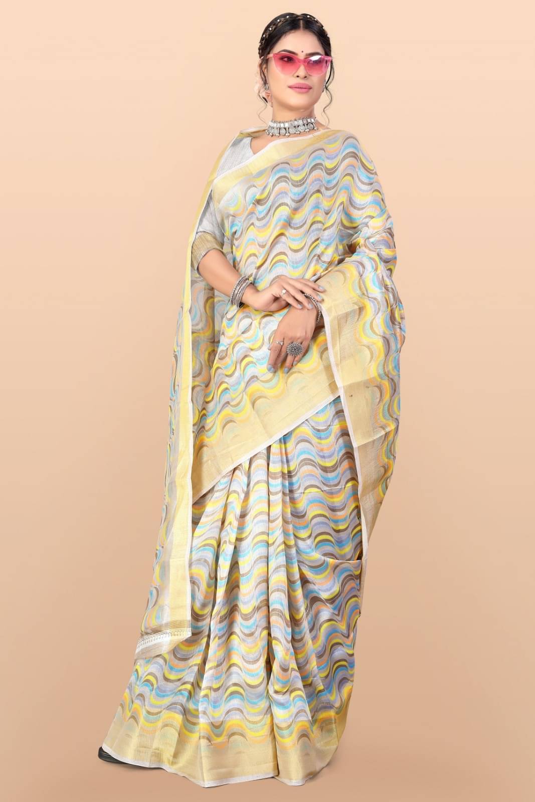     			Vibhagyaa Cotton Blend Self Design Saree With Unstitched Blouse Piece ( Grey )