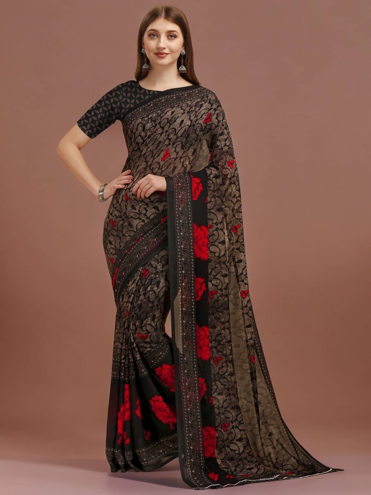 Vibhagyaa Georgette Printed Saree With Unstitched Blouse Piece ( Black ) Vibhagyaa Georgette Printed Saree With Unstitched Blouse Piece ( Black )