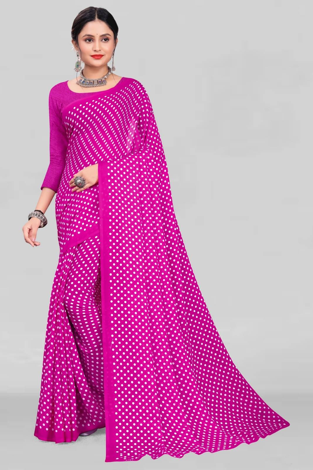 Vibhagyaa Georgette Printed Saree With Unstitched Blouse Piece ( Pink ) Vibhagyaa Georgette Printed Saree With Unstitched Blouse Piece ( Pink )
