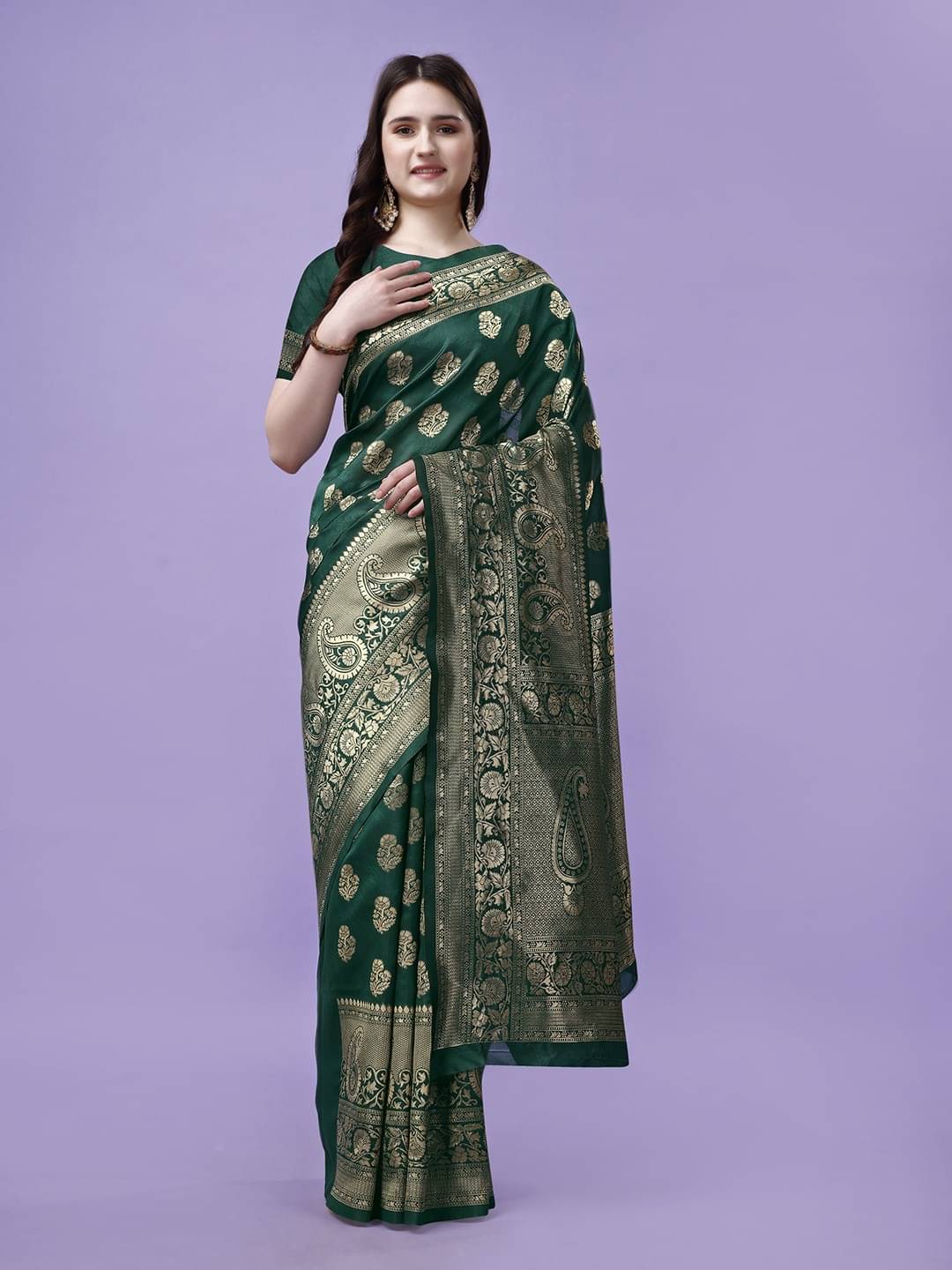 Vibhagyaa Silk Self Design Saree With Unstitched Blouse Piece ( Green ) Vibhagyaa Silk Self Design Saree With Unstitched Blouse Piece ( Green )