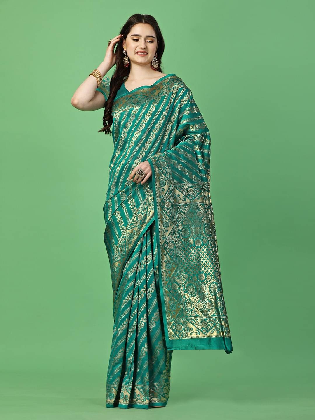 Vibhagyaa Silk Self Design Saree With Unstitched Blouse Piece ( Light Green ) Vibhagyaa Silk Self Design Saree With Unstitched Blouse Piece ( Light Green )
